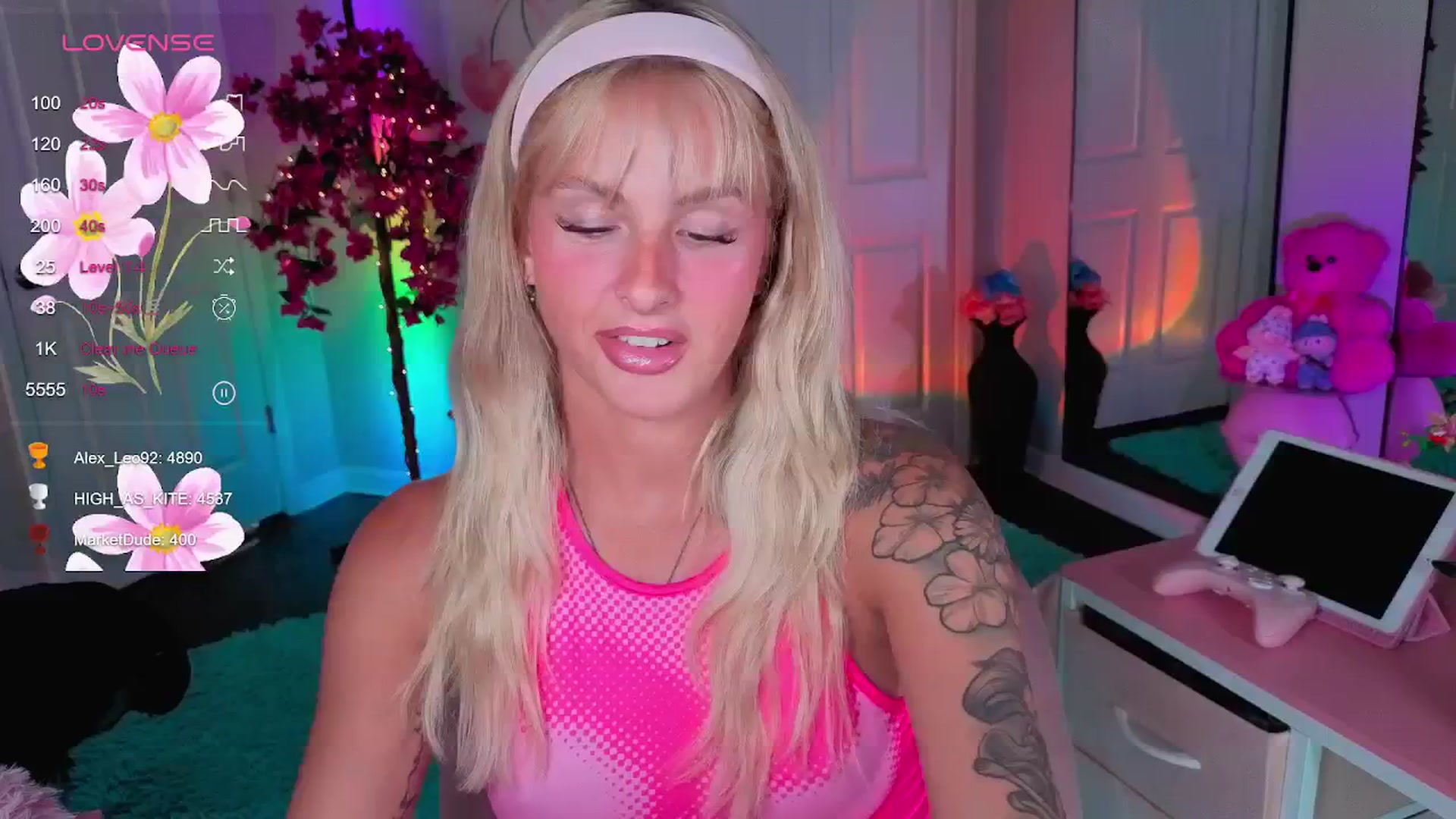 Gallery image thumbnail from Tati_Rae's myfreecams stream on, 07/28/2025, 20:41 image 6 of 20