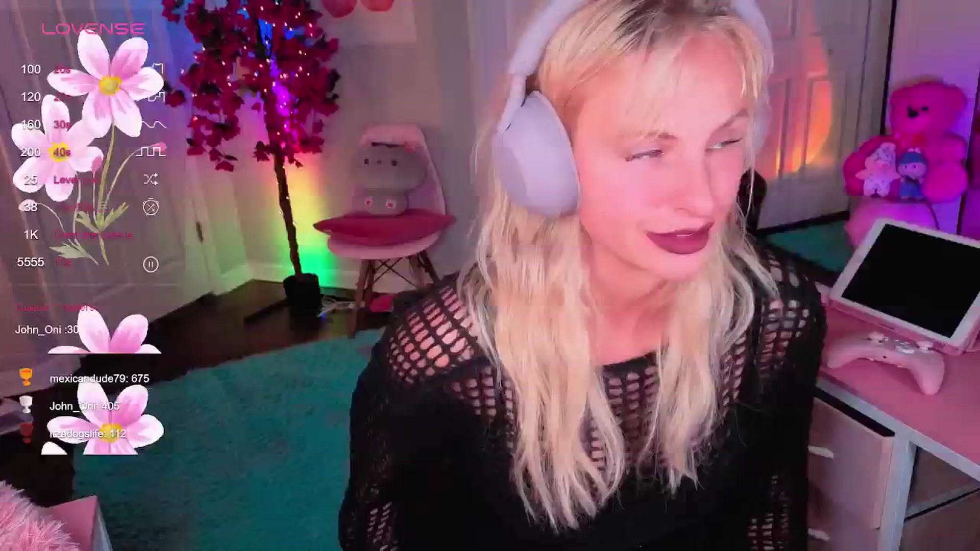 Gallery image thumbnail from Tati_Rae's myfreecams stream on, 08/03/2025, 04:58 image 4 of 20
