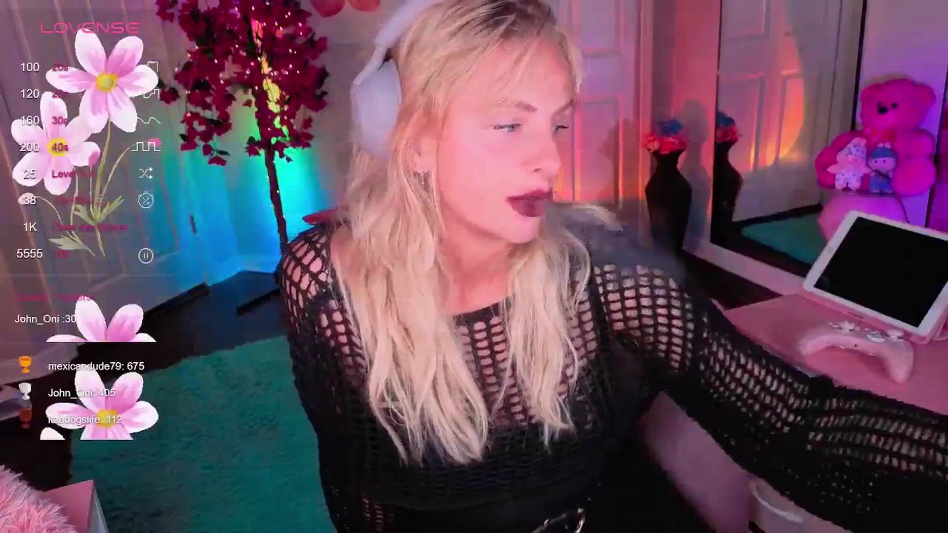 Gallery image thumbnail from Tati_Rae's myfreecams stream on, 08/03/2025, 04:58 image 7 of 20