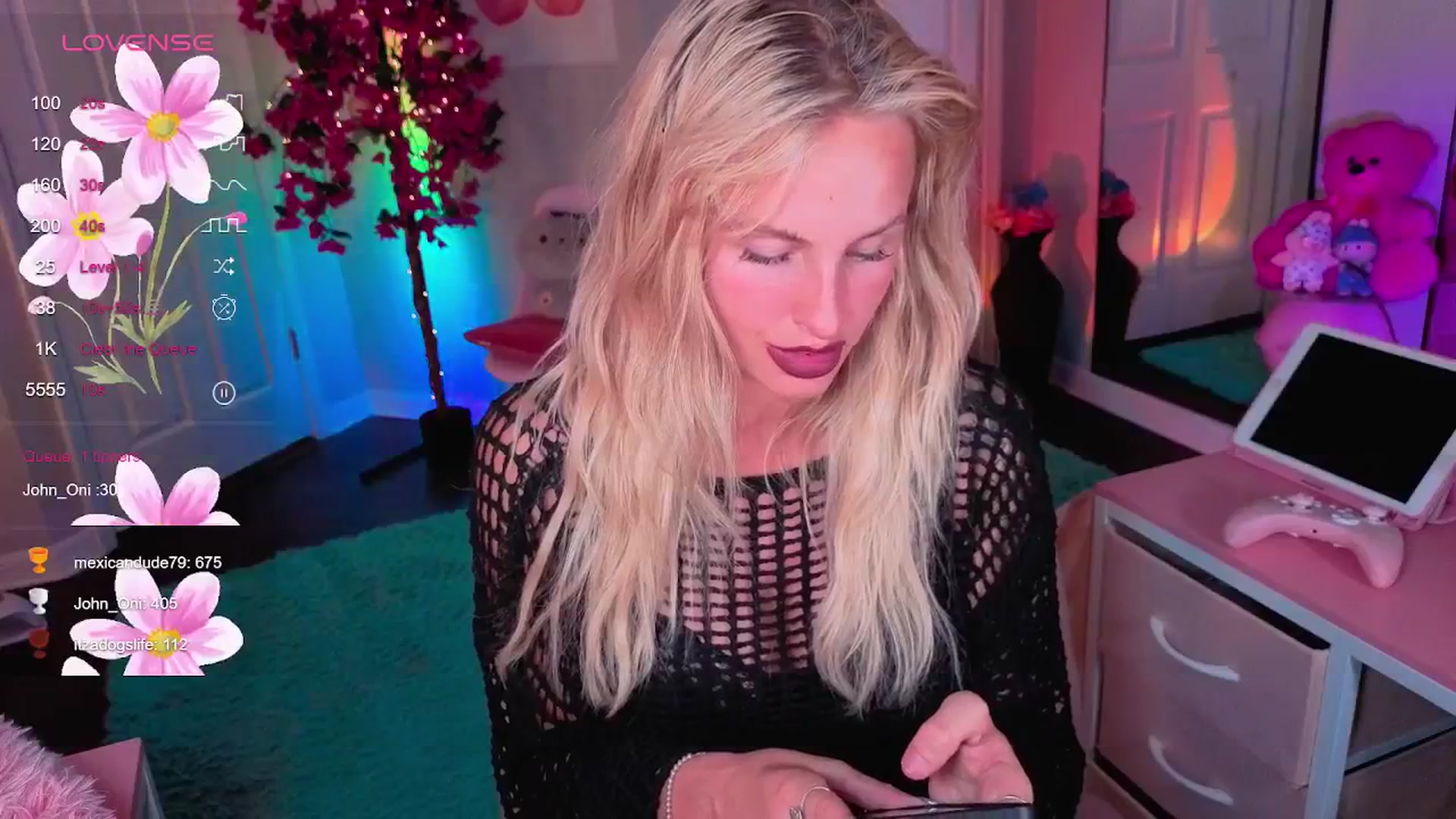 Gallery image thumbnail from Tati_Rae's myfreecams stream on, 08/03/2025, 04:58 image 18 of 20