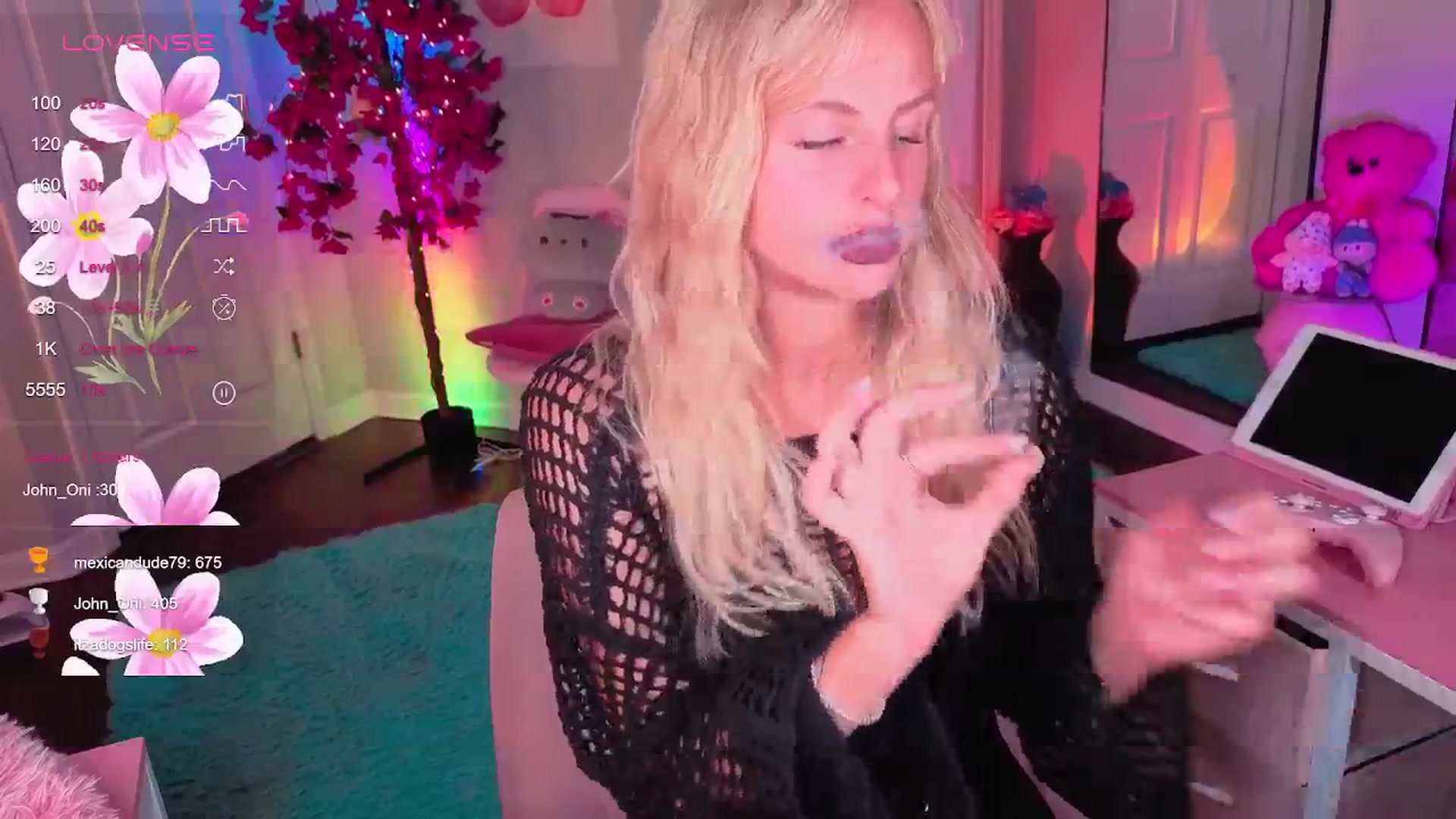 Gallery image thumbnail from Tati_Rae's myfreecams stream on, 08/03/2025, 04:58 image 11 of 20