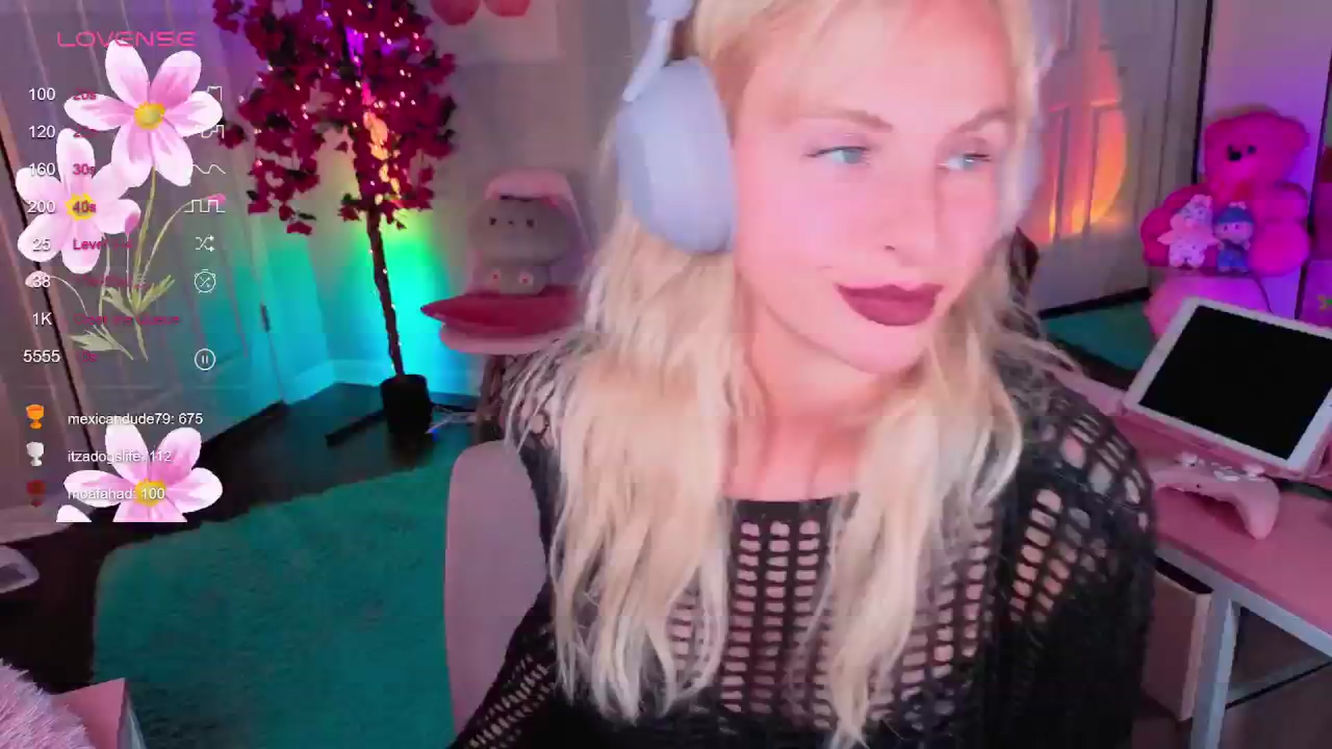 Gallery image thumbnail from Tati_Rae's myfreecams stream on, 08/03/2025, 04:58 image 1 of 20
