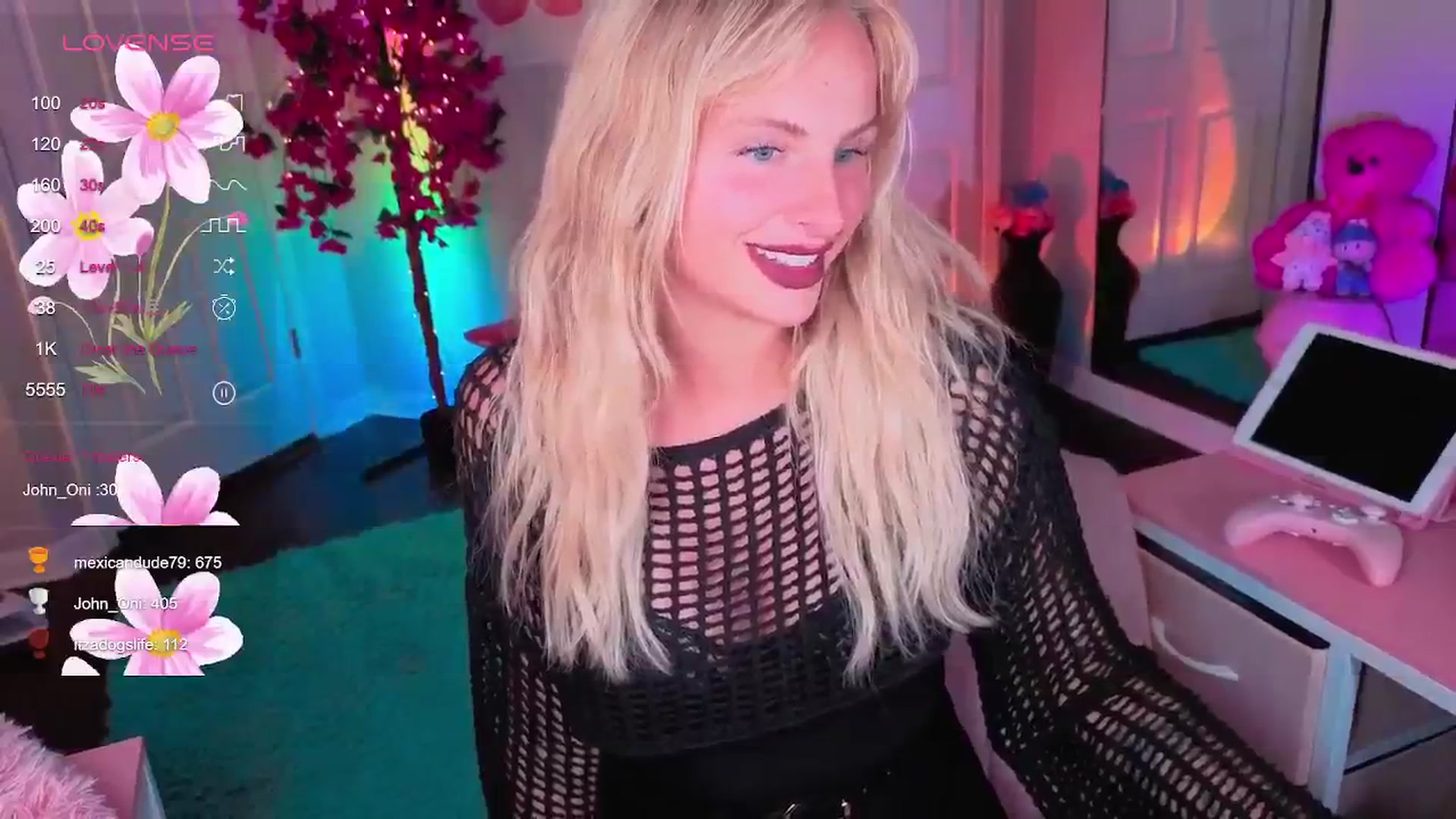 Gallery image thumbnail from Tati_Rae's myfreecams stream on, 08/03/2025, 04:58 image 14 of 20