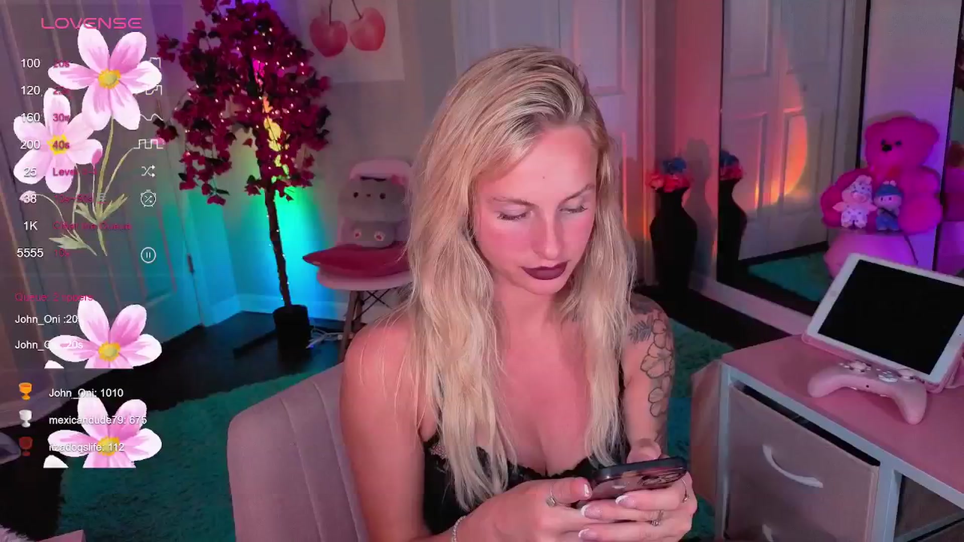 Gallery image thumbnail from Tati_Rae's myfreecams stream on, 08/03/2025, 06:07 image 12 of 20