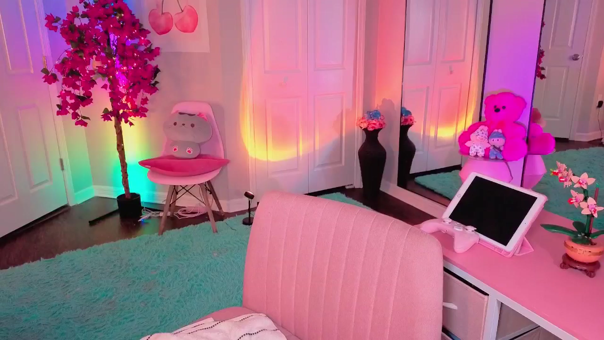 Gallery image thumbnail from Tati_Rae's myfreecams stream on, 08/05/2025, 05:40 image 7 of 20