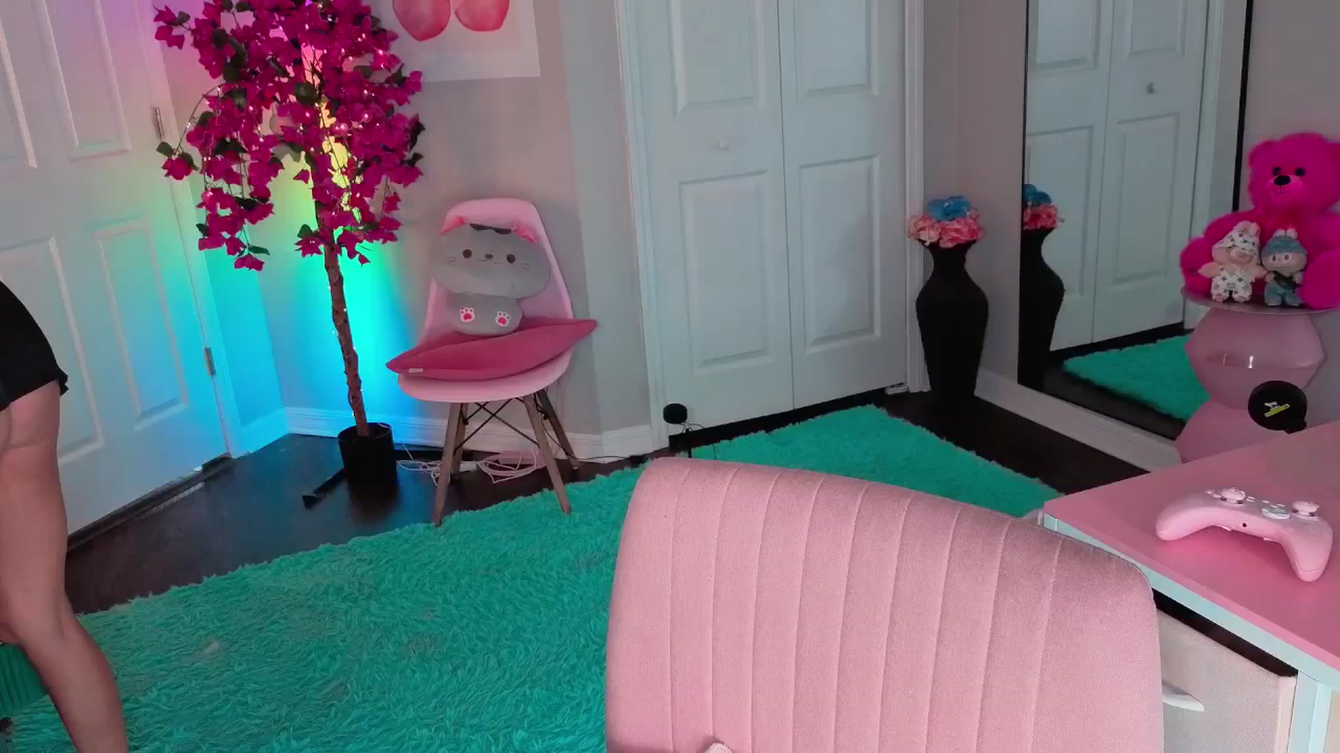 Gallery image thumbnail from Tati_Rae's myfreecams stream on, 08/08/2025, 19:26 image 2 of 20