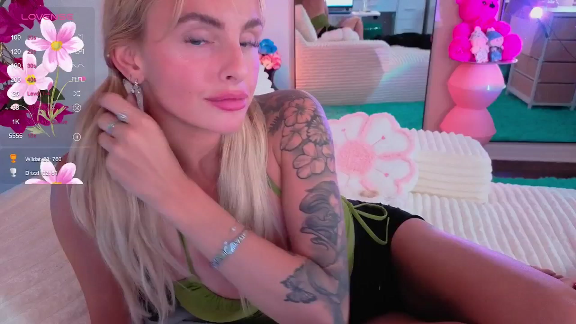 Gallery image thumbnail from Tati_Rae's myfreecams stream on, 08/12/2025, 03:50 image 18 of 20