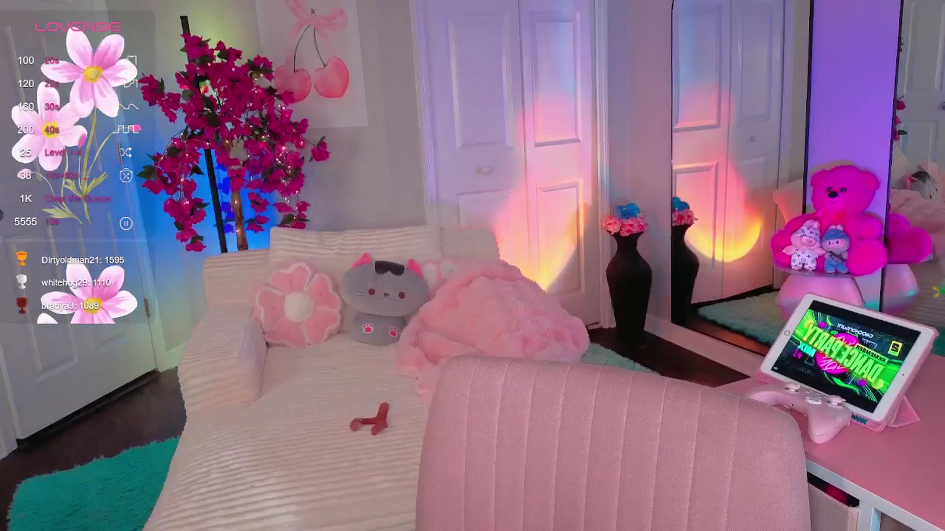 Gallery image thumbnail from Tati_Rae's myfreecams stream on, 08/15/2025, 07:52 image 5 of 20