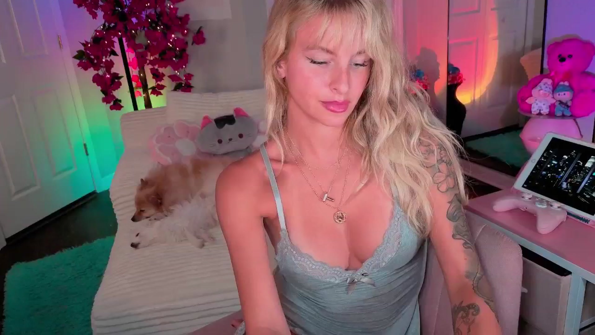 Gallery image thumbnail from Tati_Rae's myfreecams stream on, 08/21/2025, 10:21 image 16 of 20