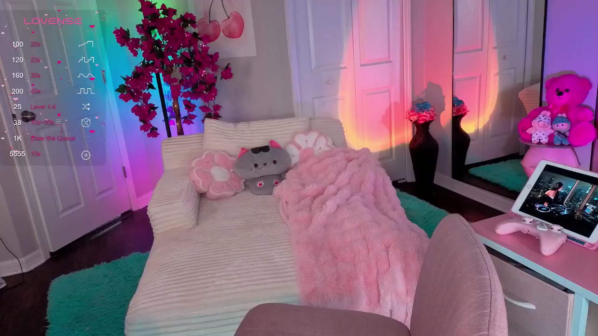Gallery image thumbnail from Tati_Rae's myfreecams stream on, 08/23/2025, 21:04 image 4 of 20