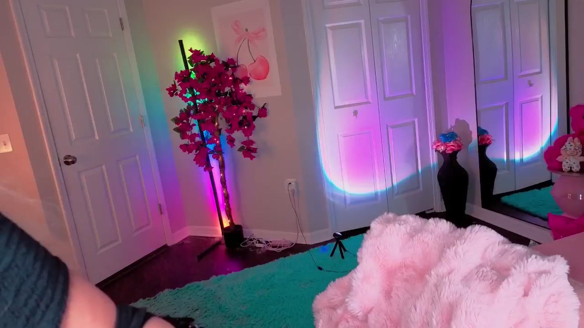 Gallery image thumbnail from Tati_Rae's myfreecams stream on, 11/17/2025, 02:34 image 1 of 20