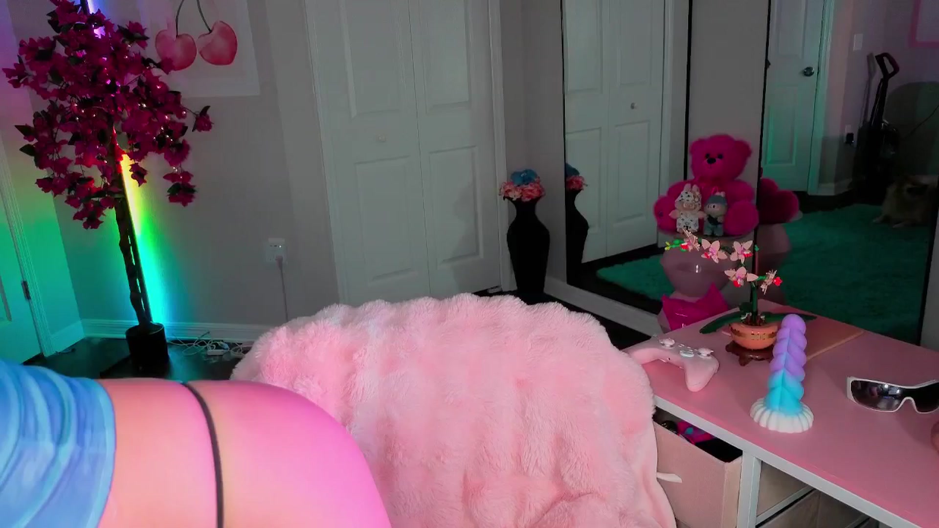 Gallery image thumbnail from Tati_Rae's myfreecams stream on, 11/26/2025, 04:14 image 5 of 20