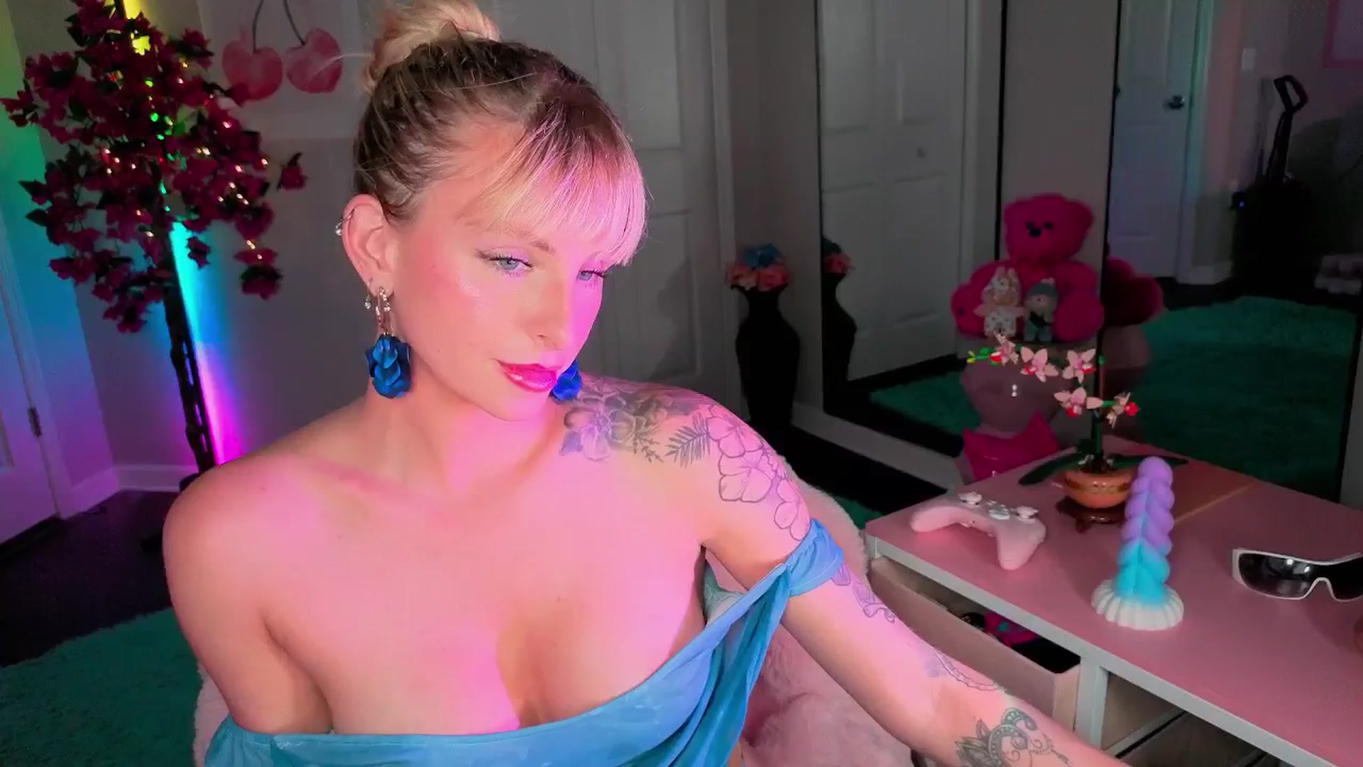 Gallery image thumbnail from Tati_Rae's myfreecams stream on, 11/26/2025, 04:14 image 13 of 20