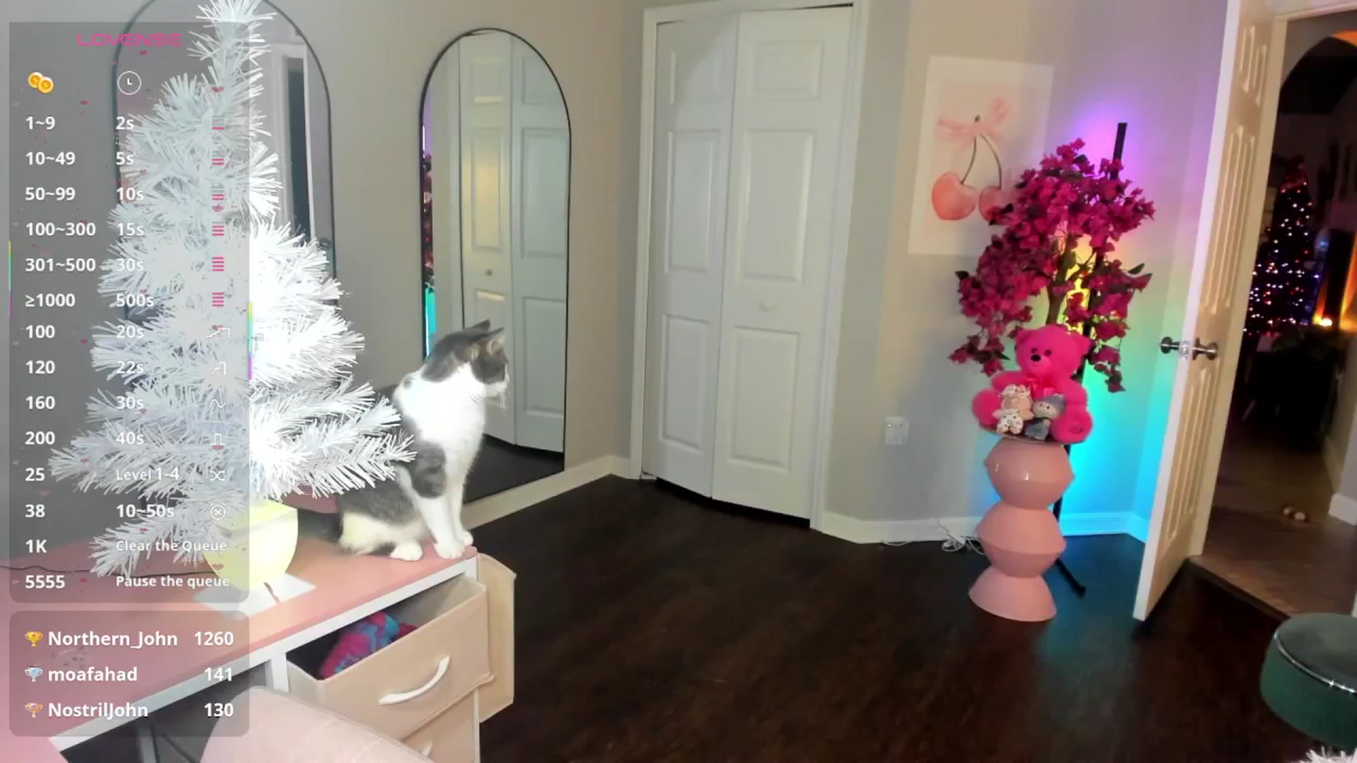 Gallery image thumbnail from Tati_Rae's myfreecams stream on, 12/14/2025, 24:58 image 7 of 20