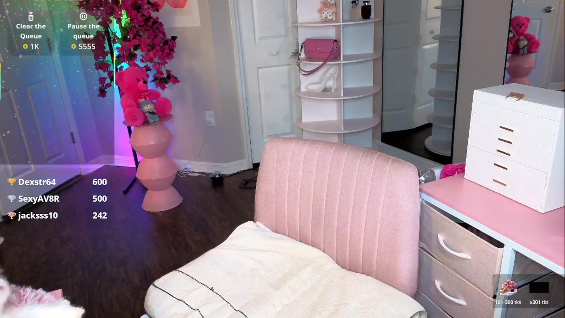 Gallery image thumbnail from Tati_Rae's myfreecams stream on, 01/04/2026, 04:32 image 17 of 20