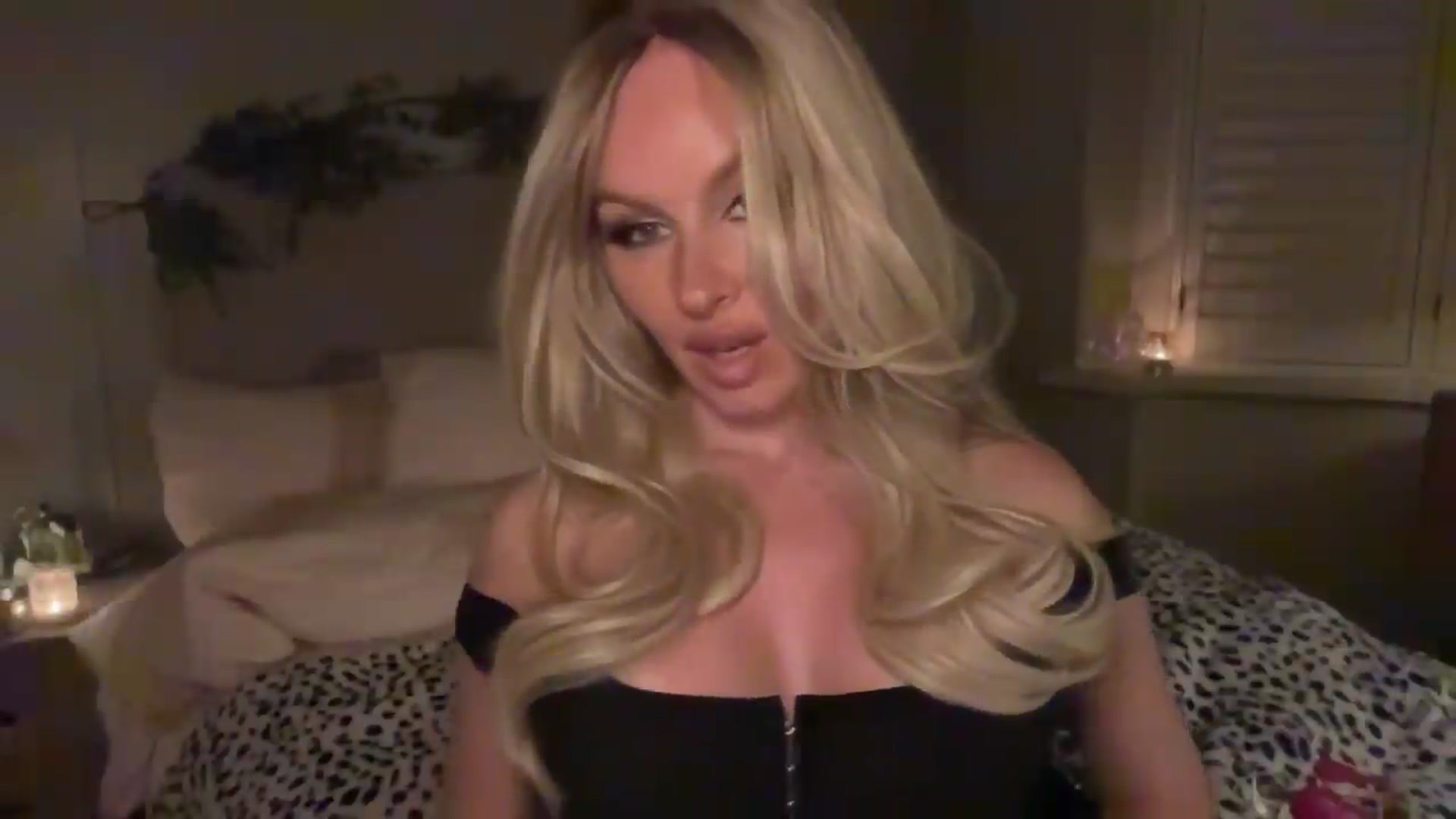 Gallery image thumbnail from TatianaTate's myfreecams stream on, 07/16/2026, 23:03 image 20 of 20