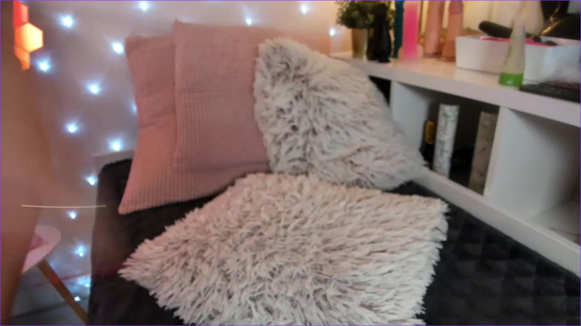Gallery image thumbnail from TatjanaTilers's myfreecams stream on, 11/27/2022, 11:34 image 7 of 20