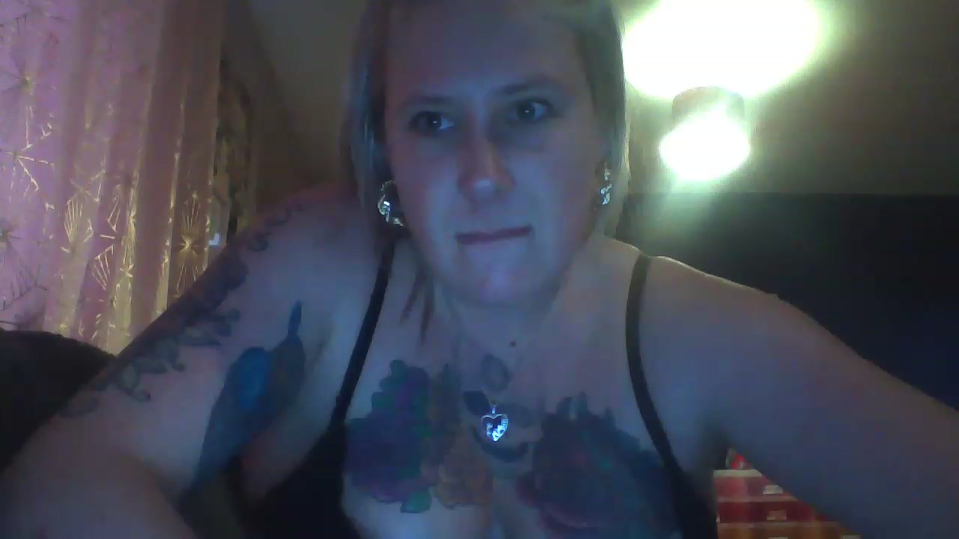 Gallery image thumbnail from Tatsandtitsx's myfreecams stream on, 11/16/2022, 13:05 image 20 of 20