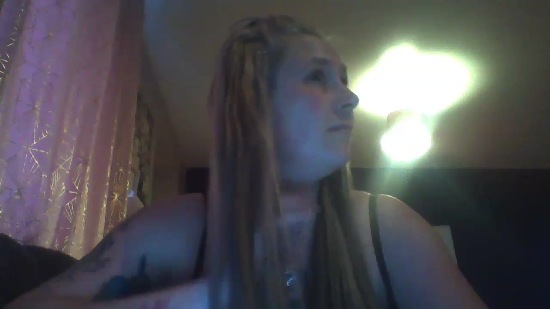 Gallery image thumbnail from Tatsandtitsx's myfreecams stream on, 11/16/2022, 13:05 image 11 of 20