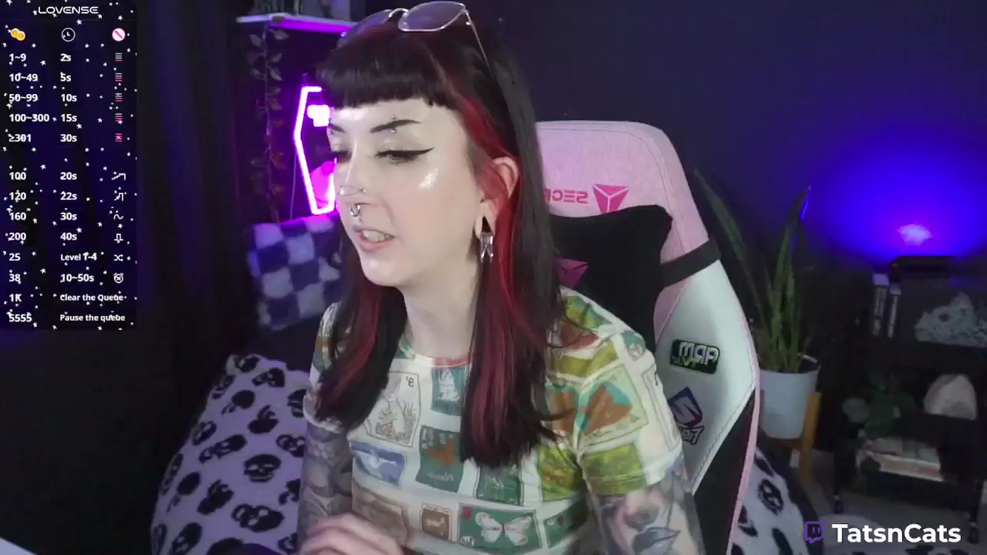 Gallery image thumbnail from TatsnCats's myfreecams stream on, 12/16/2024, 17:00 image 13 of 20