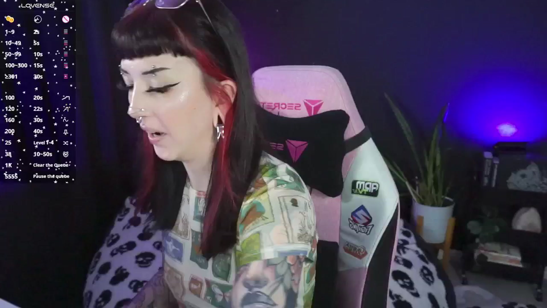 Gallery image thumbnail from TatsnCats's myfreecams stream on, 12/16/2024, 17:00 image 9 of 20