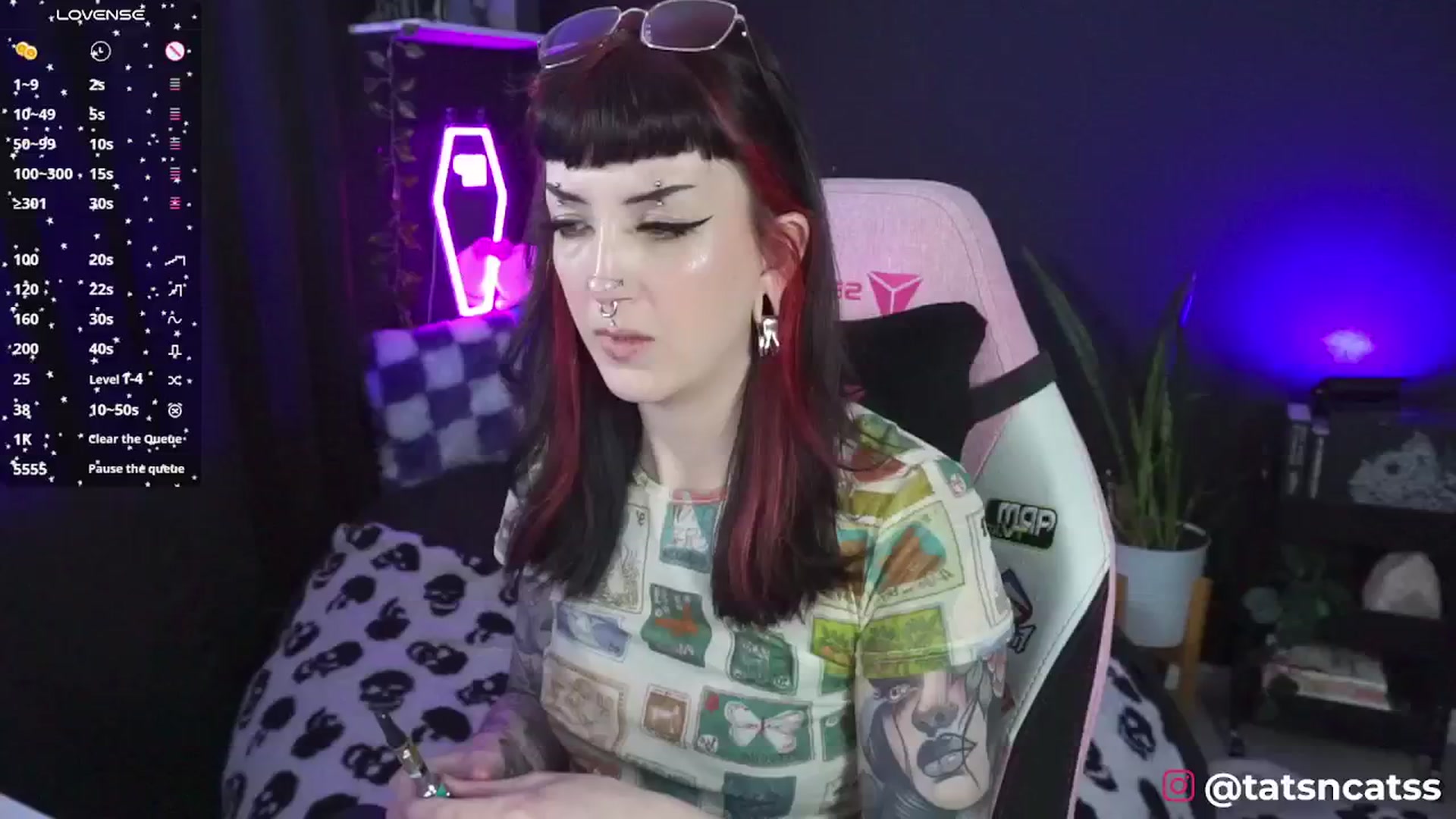 Gallery image thumbnail from TatsnCats's myfreecams stream on, 12/16/2024, 17:00 image 12 of 20