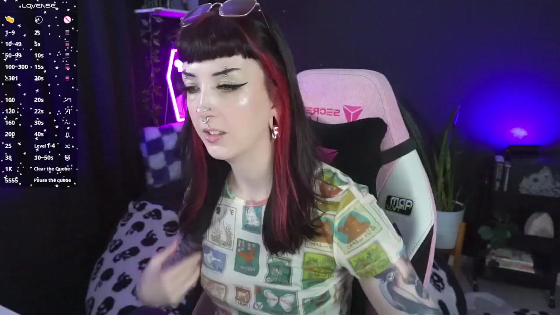 Gallery image thumbnail from TatsnCats's myfreecams stream on, 12/16/2024, 17:00 image 15 of 20