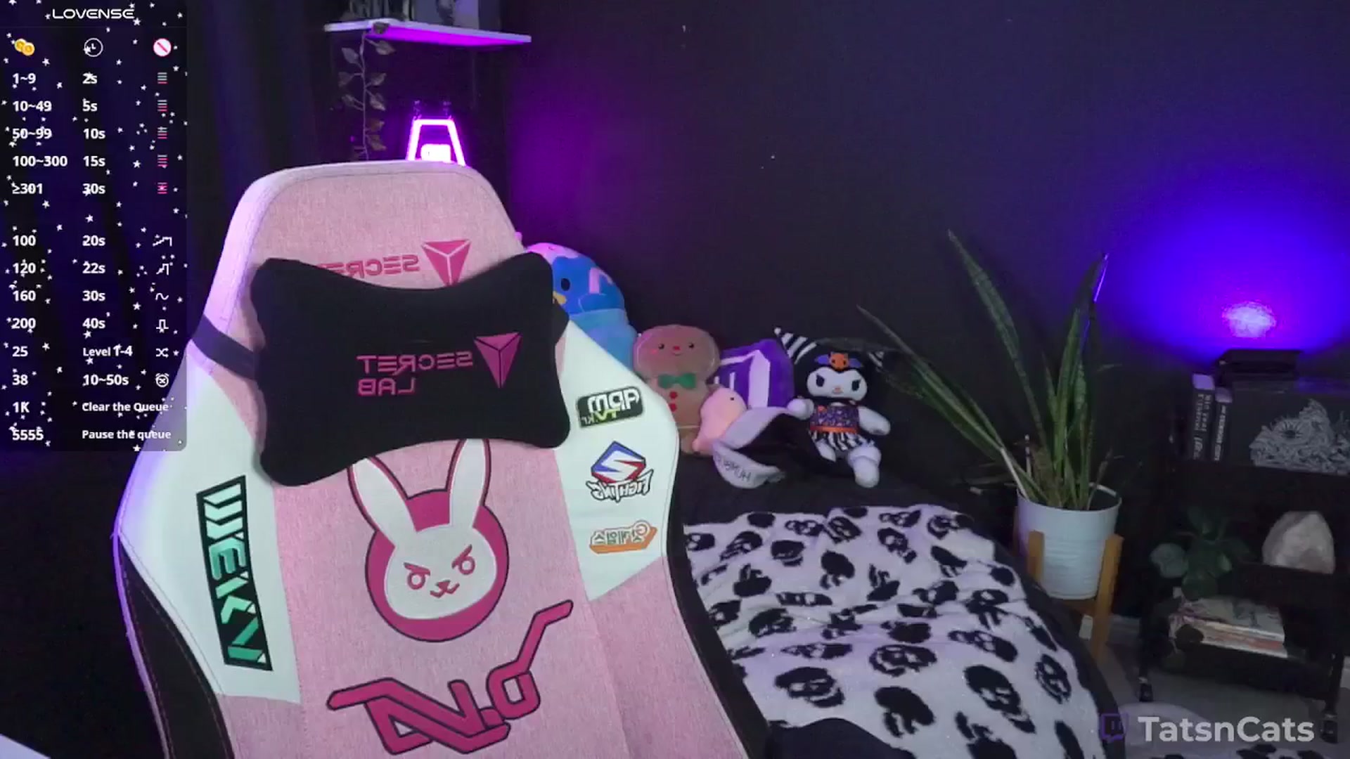 Gallery image thumbnail from TatsnCats's myfreecams stream on, 12/16/2024, 17:00 image 8 of 20