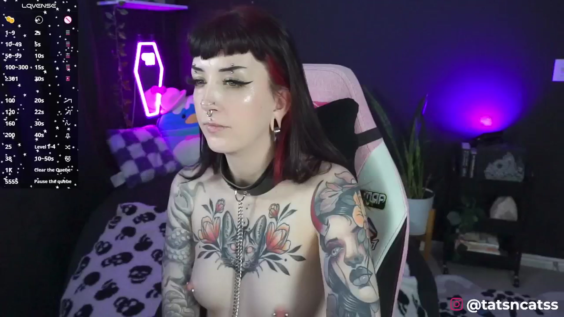 Gallery image thumbnail from TatsnCats's myfreecams stream on, 12/16/2024, 19:51 image 20 of 20