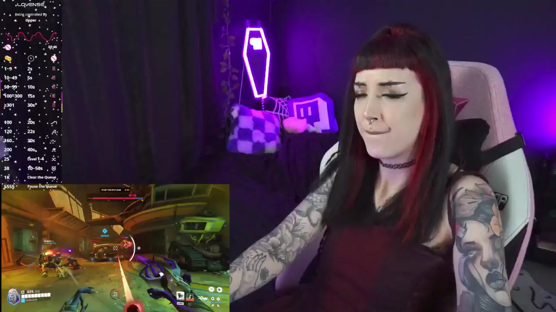 Gallery image thumbnail from TatsnCats's myfreecams stream on, 04/17/2025, 19:32 image 7 of 20