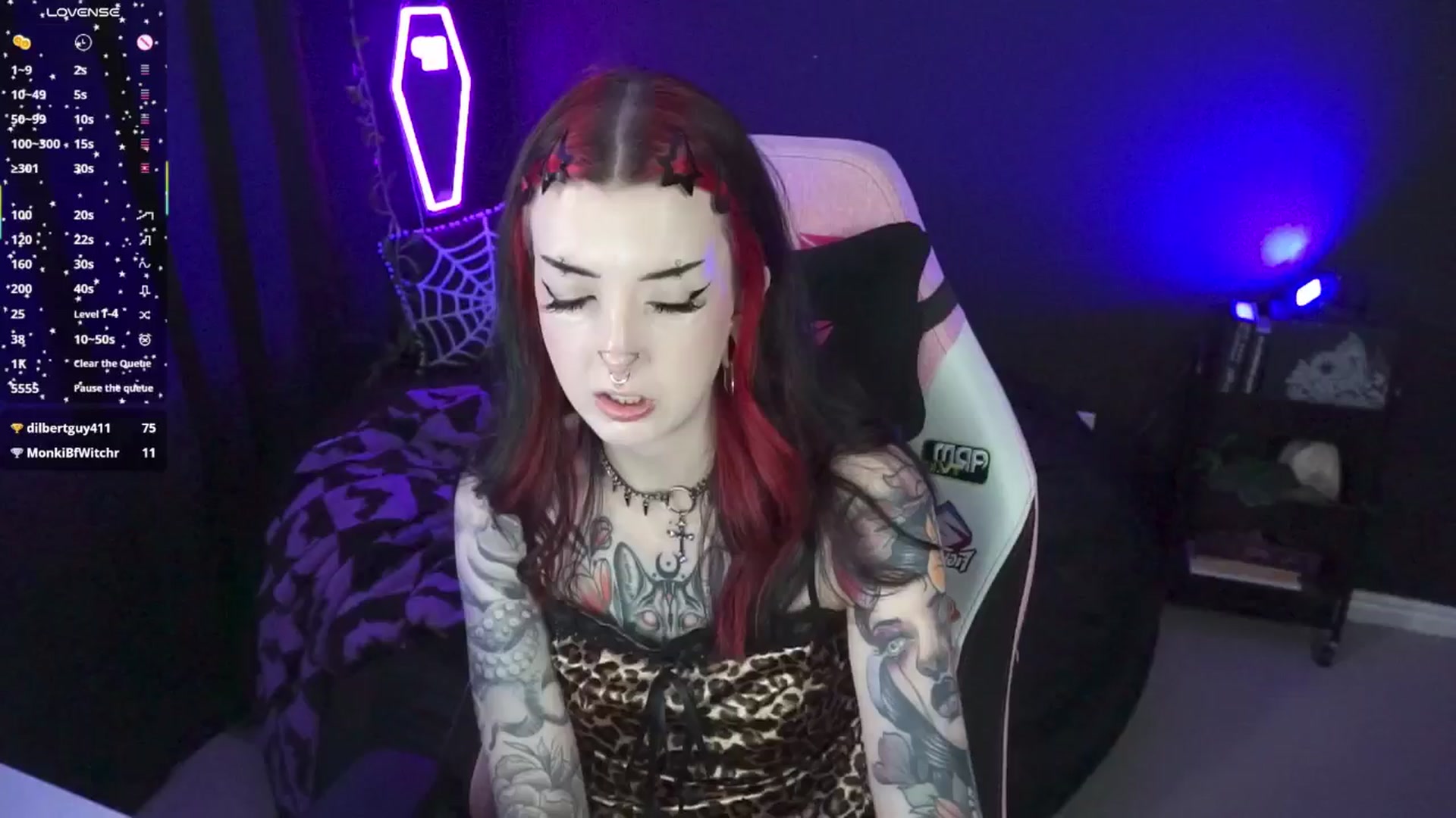 Gallery image thumbnail from TatsnCats's myfreecams stream on, 05/21/2025, 20:02 image 1 of 20