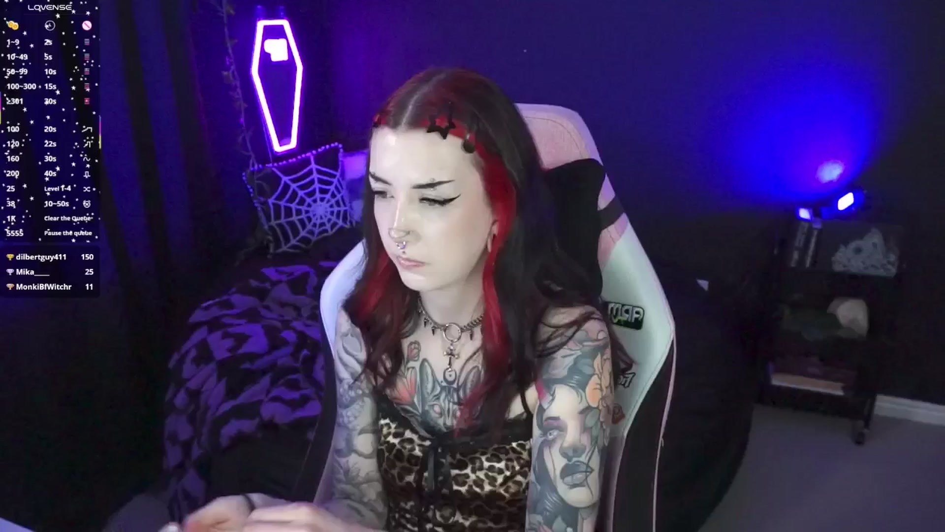 Gallery image thumbnail from TatsnCats's myfreecams stream on, 05/21/2025, 20:02 image 16 of 20