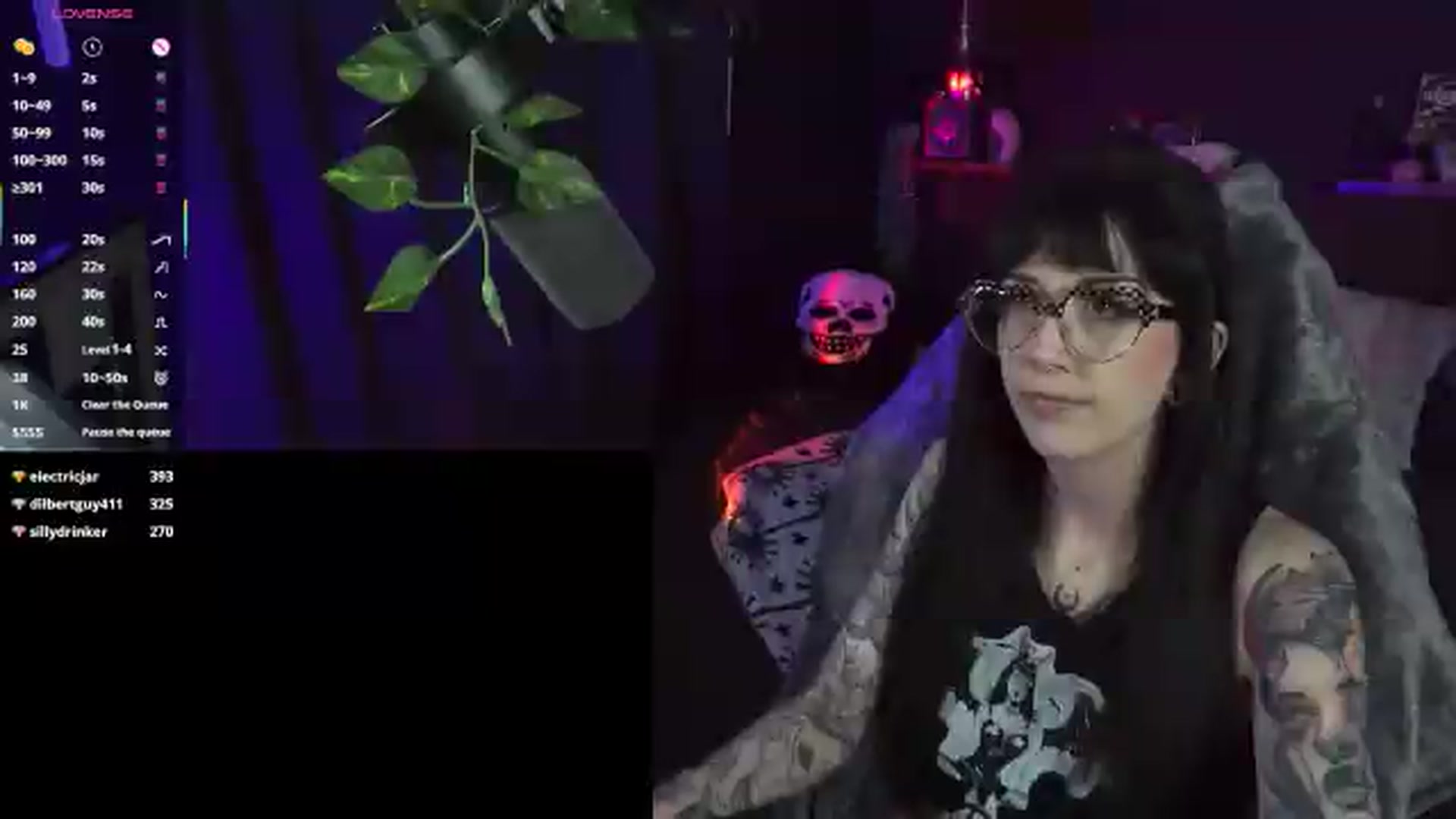 Gallery image thumbnail from TatsnCats's myfreecams stream on, 05/14/2026, 20:47 image 12 of 20