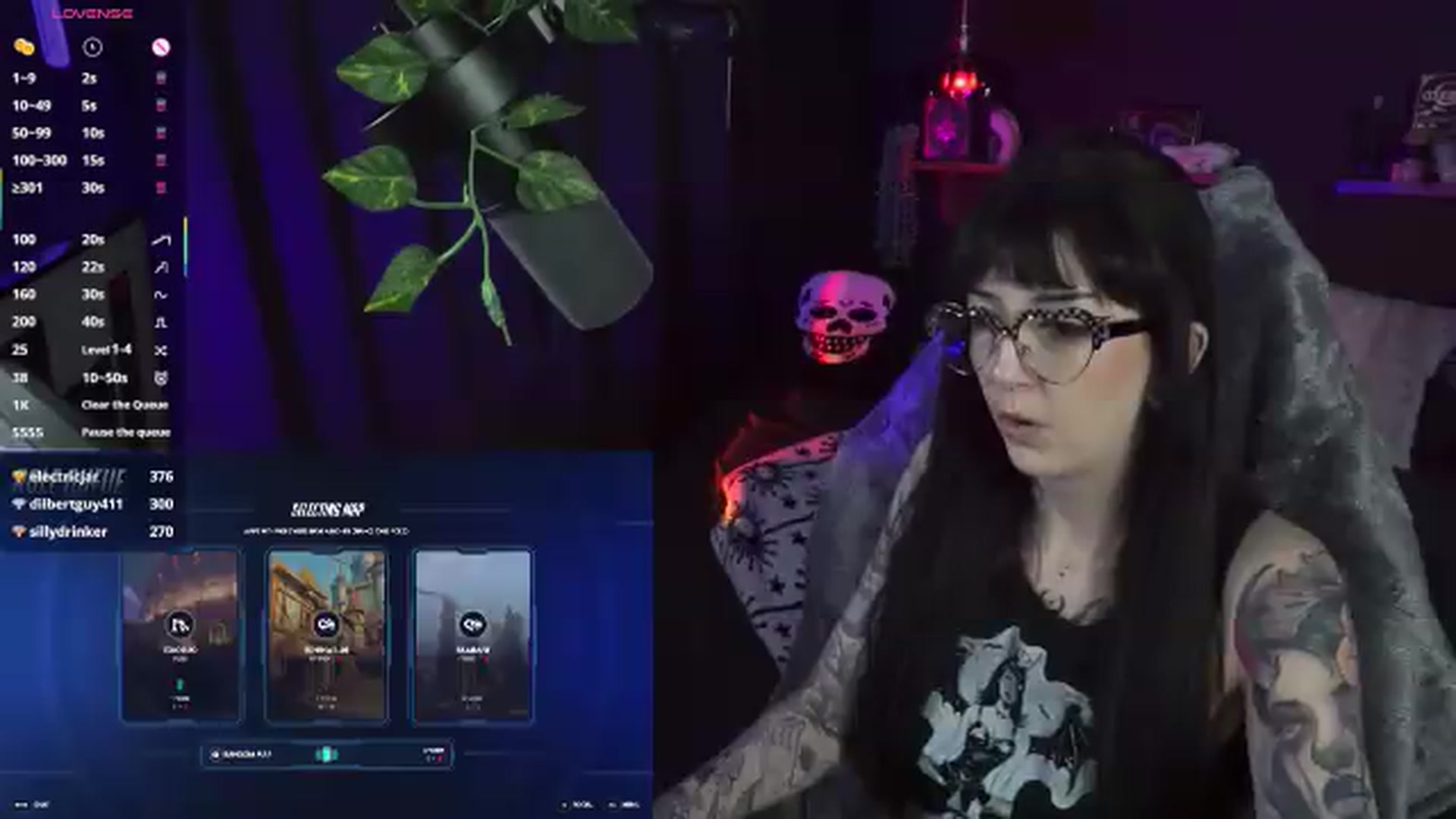 Gallery image thumbnail from TatsnCats's myfreecams stream on, 05/14/2026, 20:47 image 11 of 20