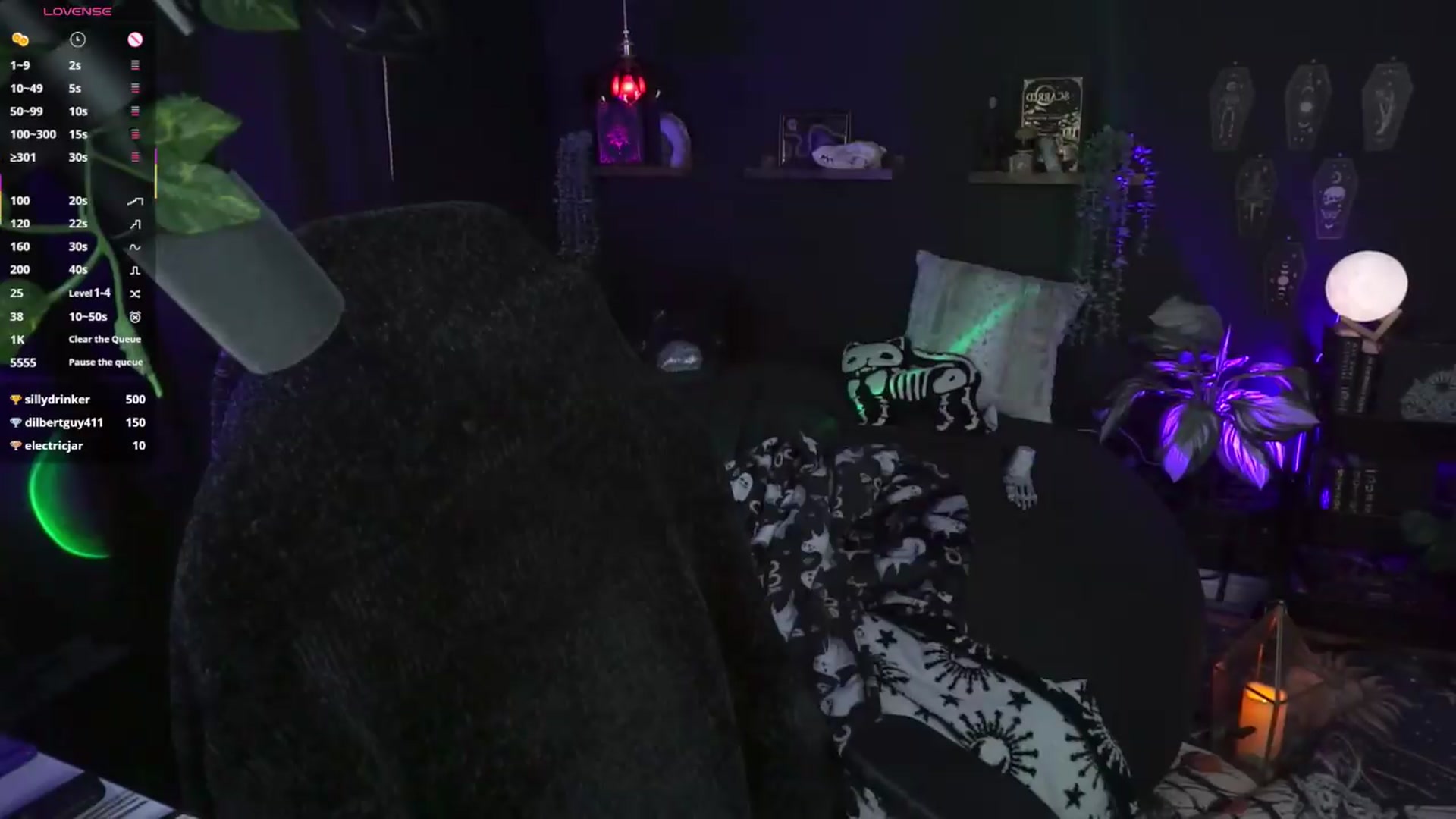 Gallery image thumbnail from TatsnCats's myfreecams stream on, 05/29/2026, 20:02 image 12 of 20