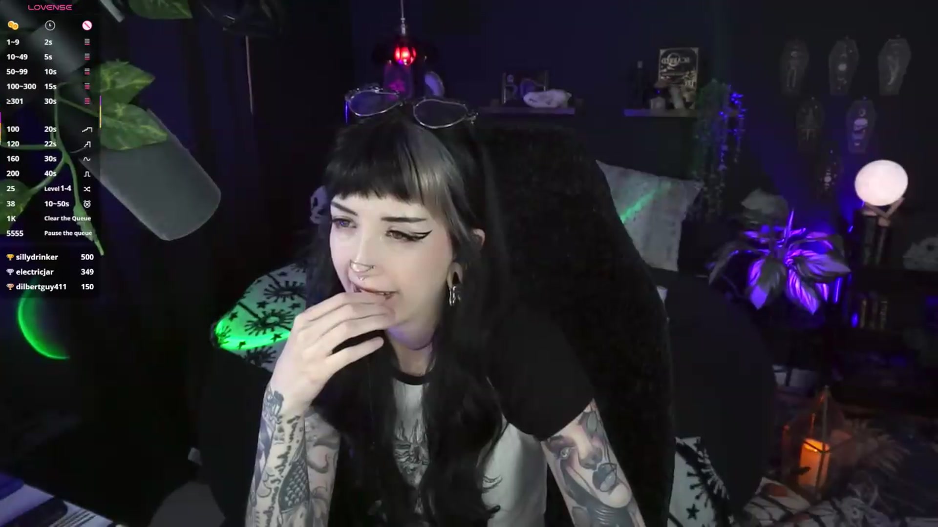 Gallery image thumbnail from TatsnCats's myfreecams stream on, 05/29/2026, 20:02 image 14 of 20