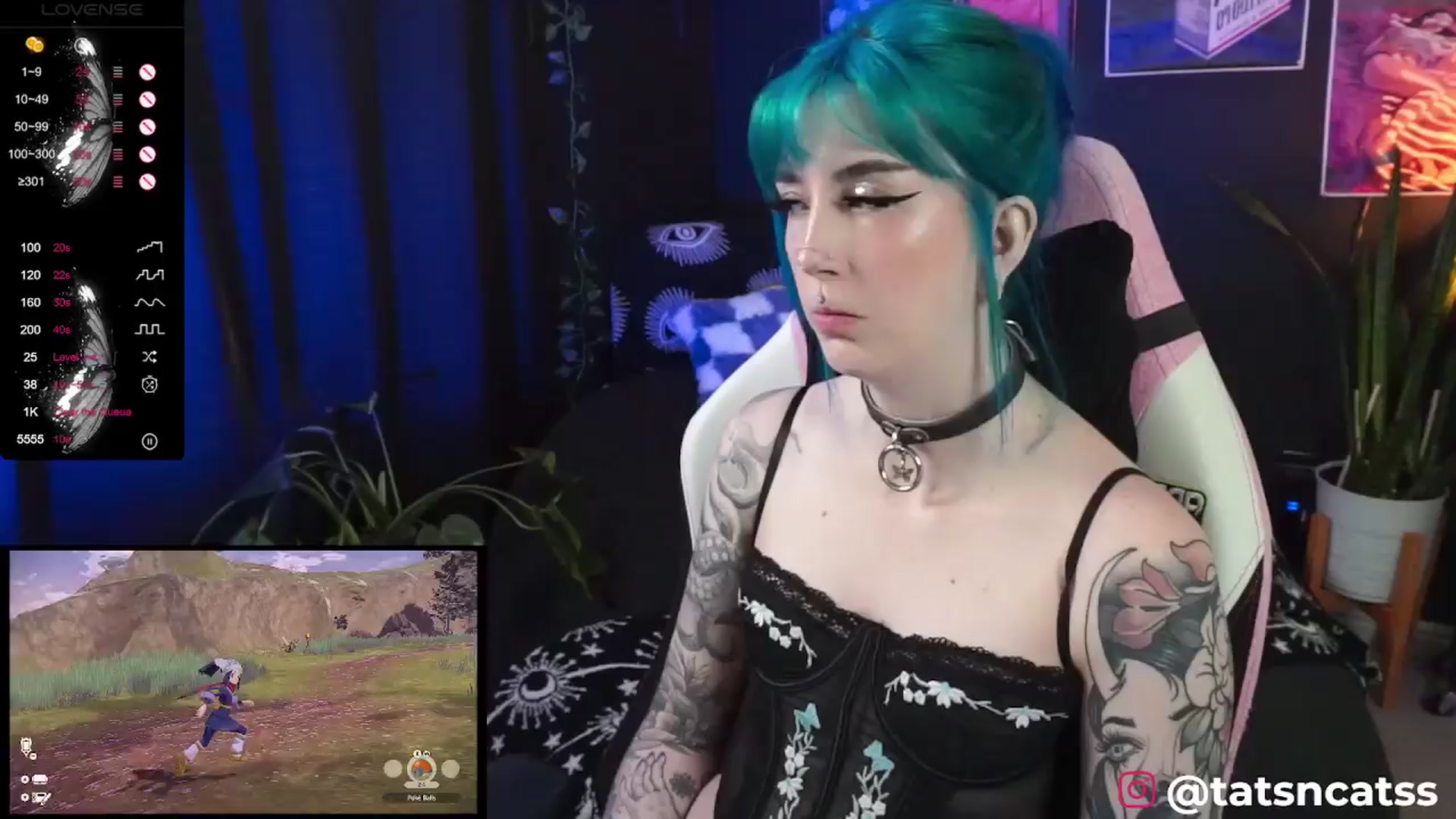 Gallery image thumbnail from Tatsncatss's myfreecams stream on, 03/25/2024, 19:40 image 3 of 20