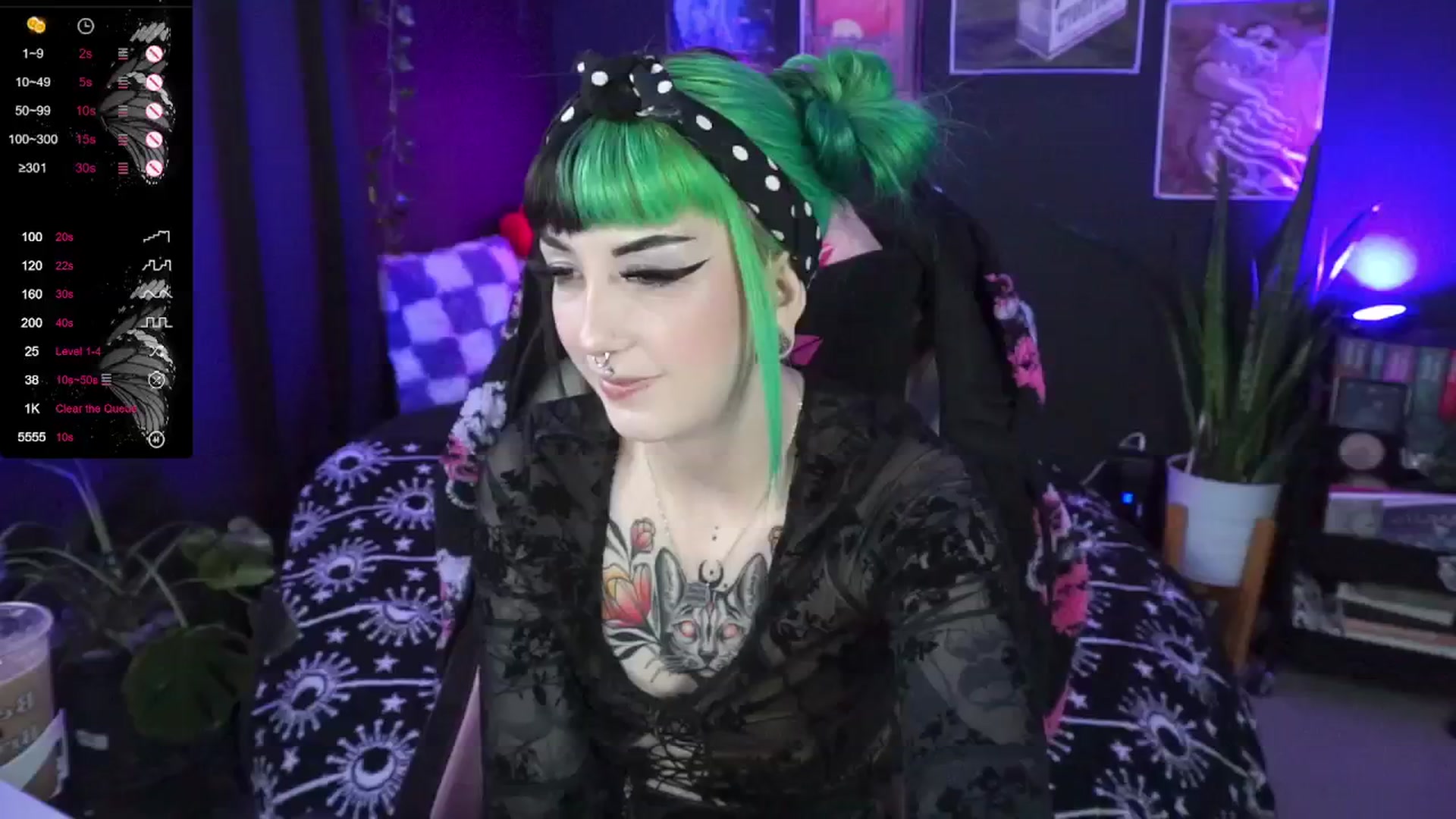 Gallery image thumbnail from Tatsncatss's myfreecams stream on, 06/06/2024, 19:30 image 2 of 20