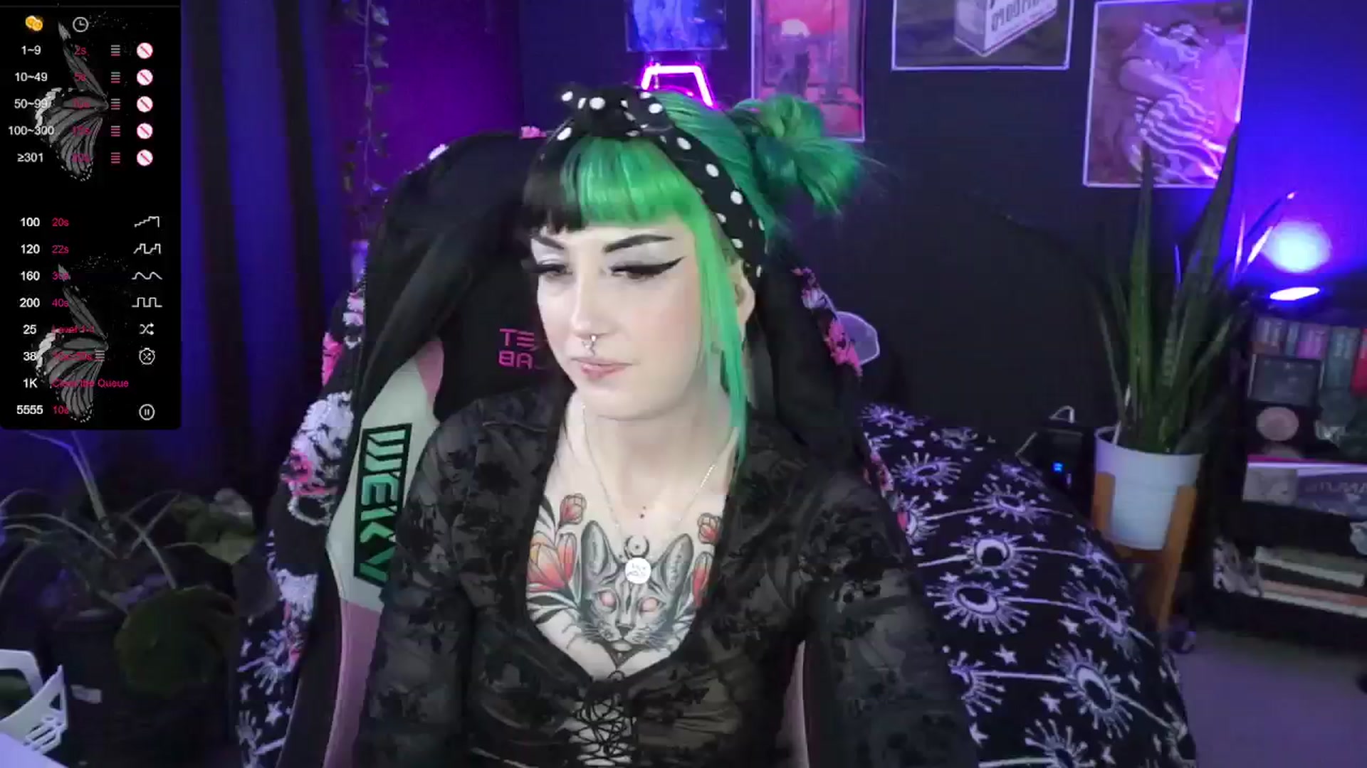 Gallery image thumbnail from Tatsncatss's myfreecams stream on, 06/06/2024, 19:30 image 8 of 20