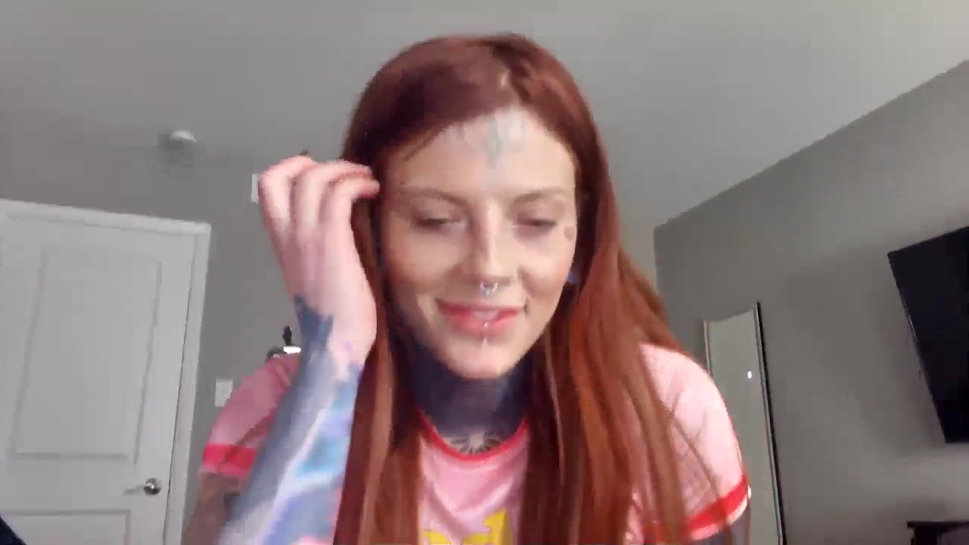 Gallery image thumbnail from Tattoedgusher's myfreecams stream on, 11/13/2023, 16:27 image 7 of 20