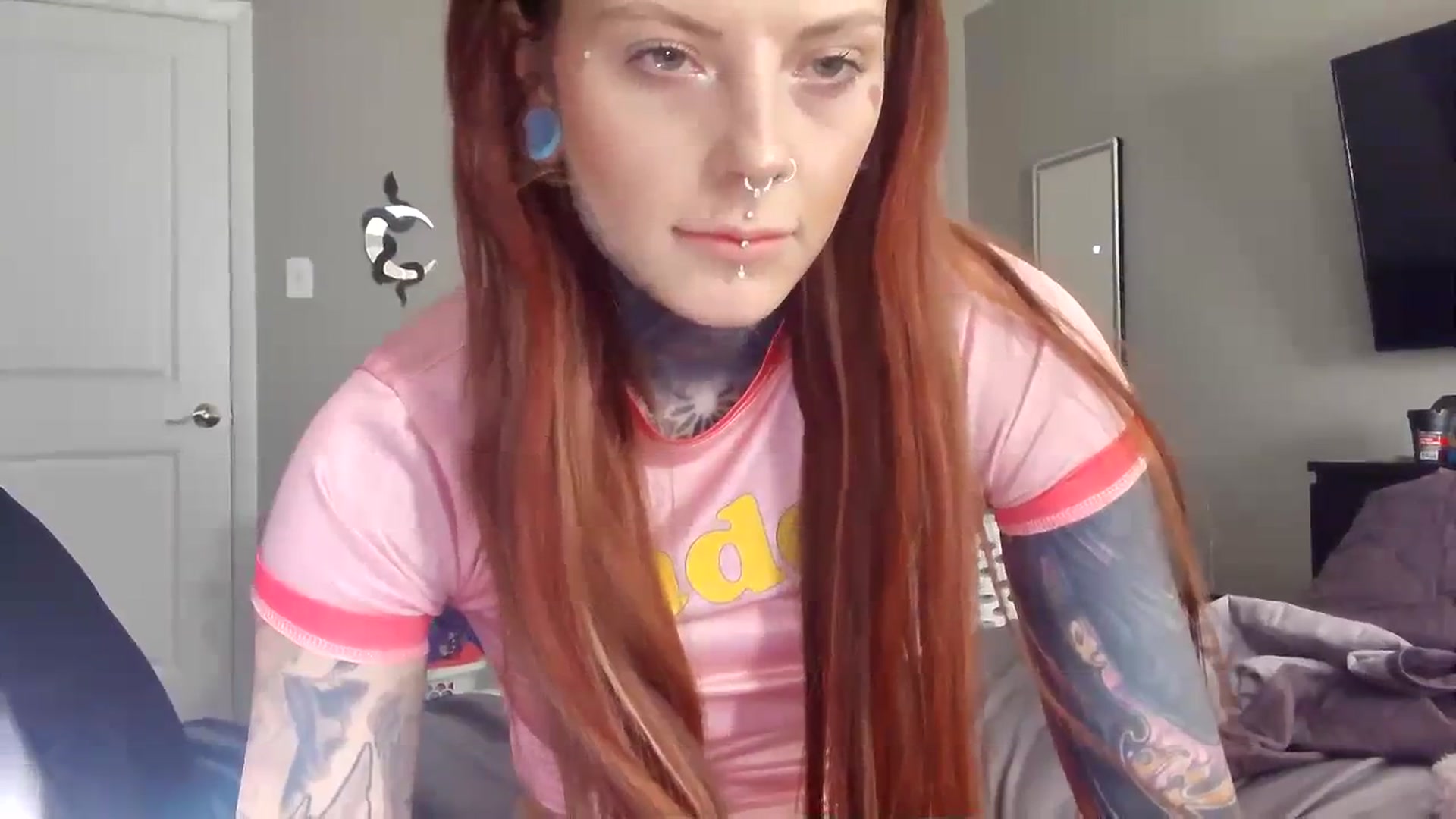 Gallery image thumbnail from Tattoedgusher's myfreecams stream on, 11/13/2023, 16:27 image 9 of 20