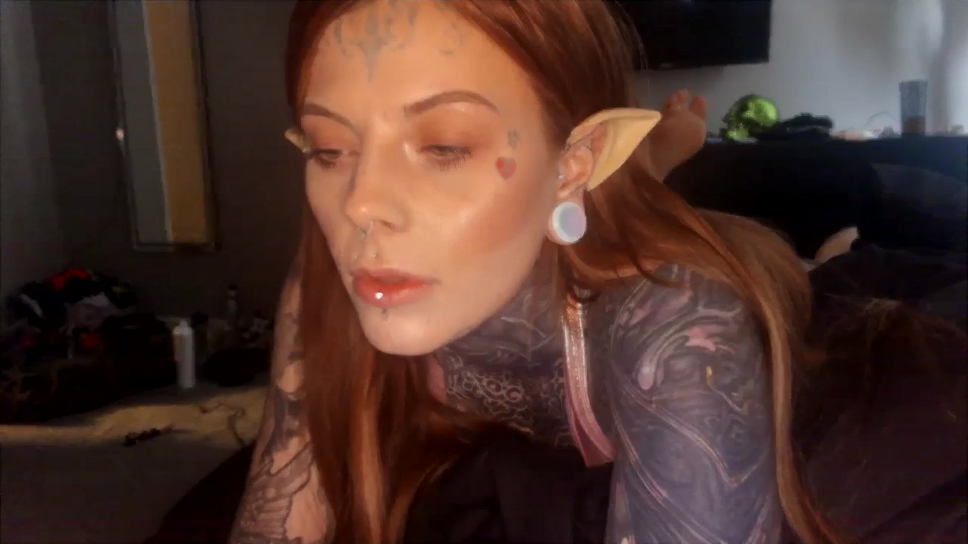 Gallery image thumbnail from Tattoedgusher's myfreecams stream on, 11/26/2023, 18:42 image 7 of 20