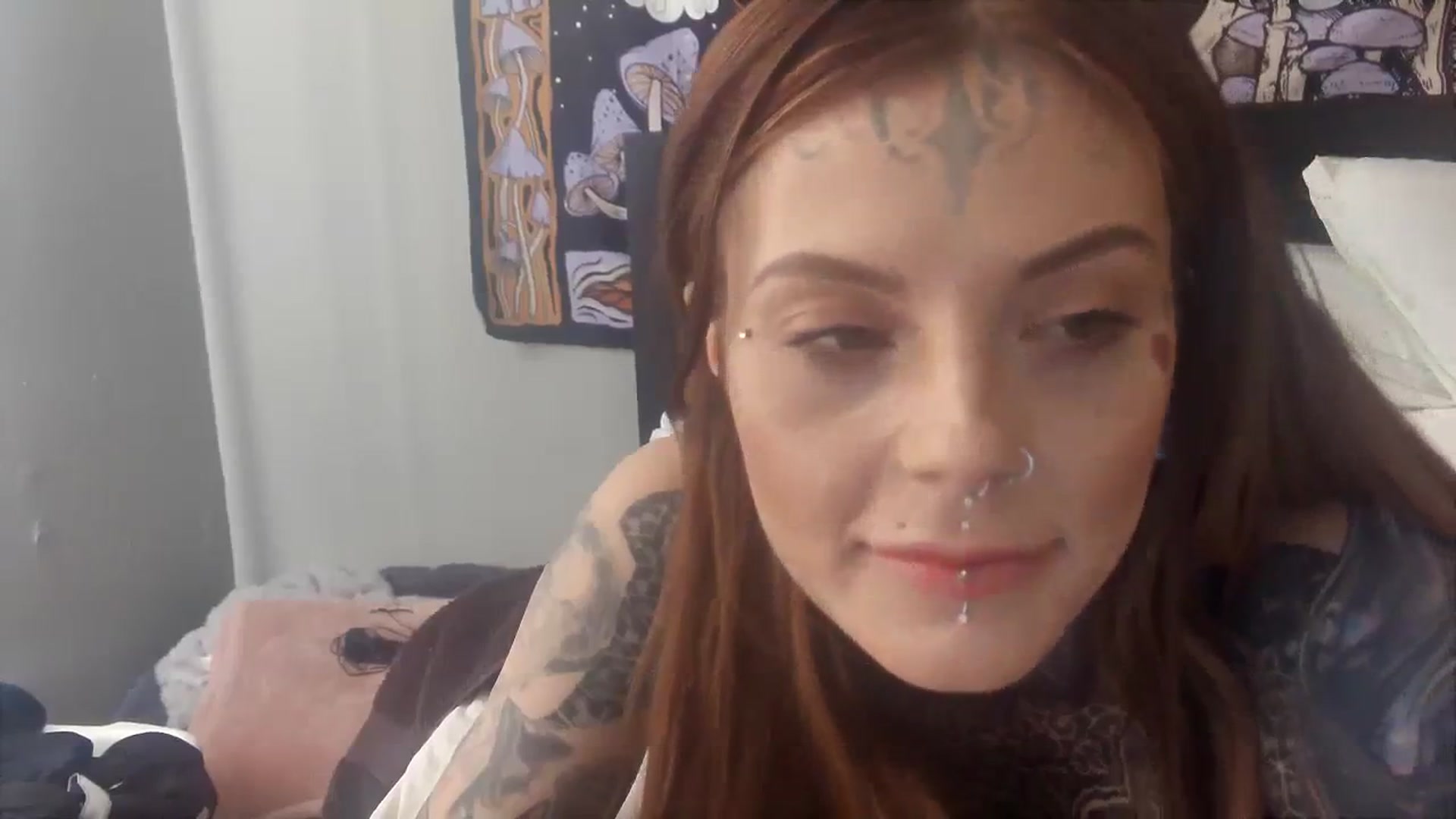 Gallery image thumbnail from Tattoedgusher's myfreecams stream on, 12/08/2023, 16:52 image 8 of 20