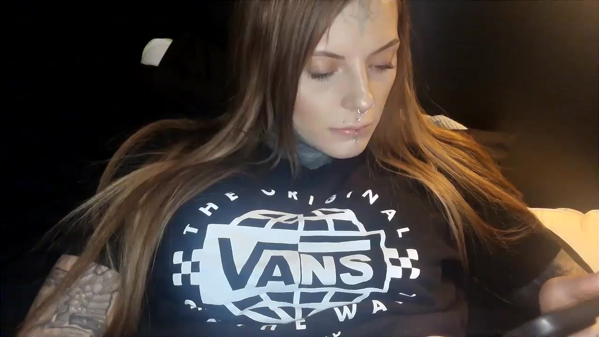 Gallery image thumbnail from Tattoedgusher's myfreecams stream on, 12/28/2023, 20:11 image 5 of 20