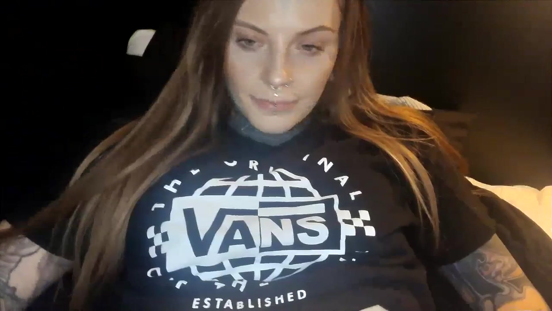 Gallery image thumbnail from Tattoedgusher's myfreecams stream on, 12/28/2023, 20:11 image 7 of 20