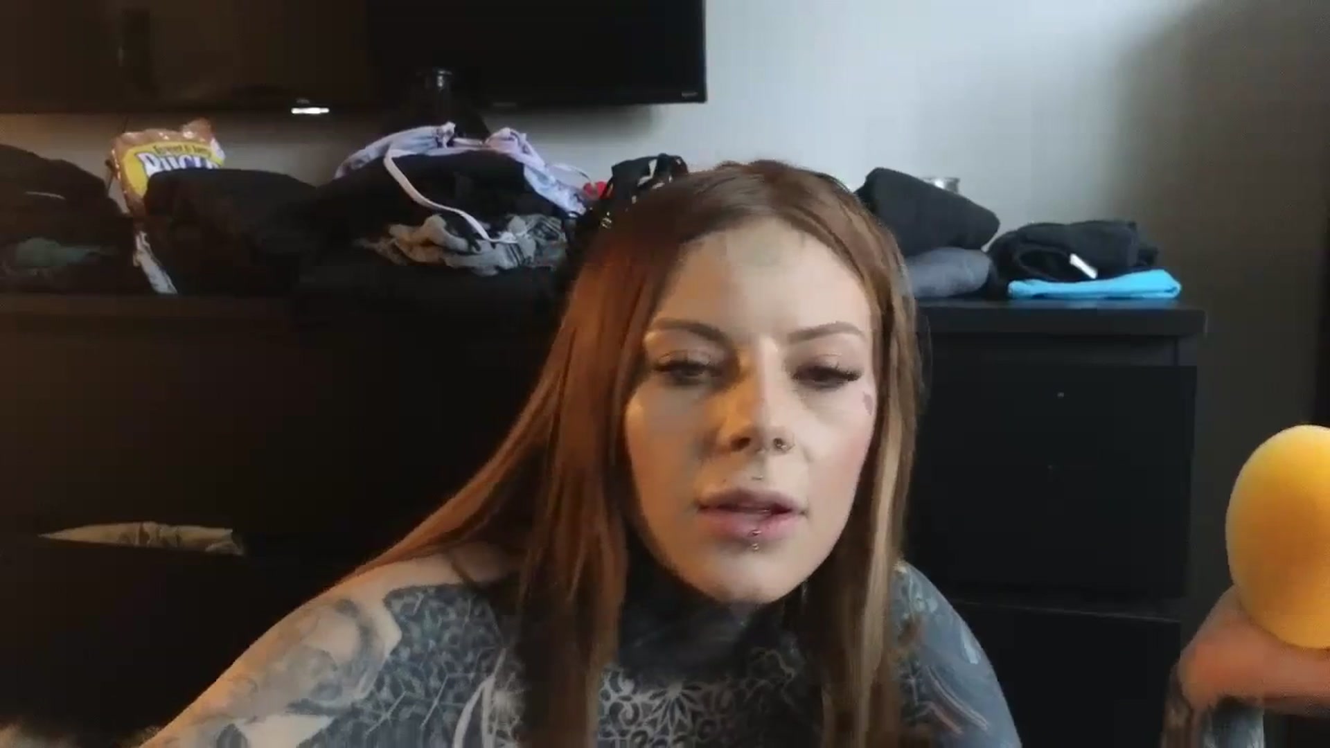 Gallery image thumbnail from Tattoedgusher's myfreecams stream on, 01/28/2024, 16:53 image 19 of 20