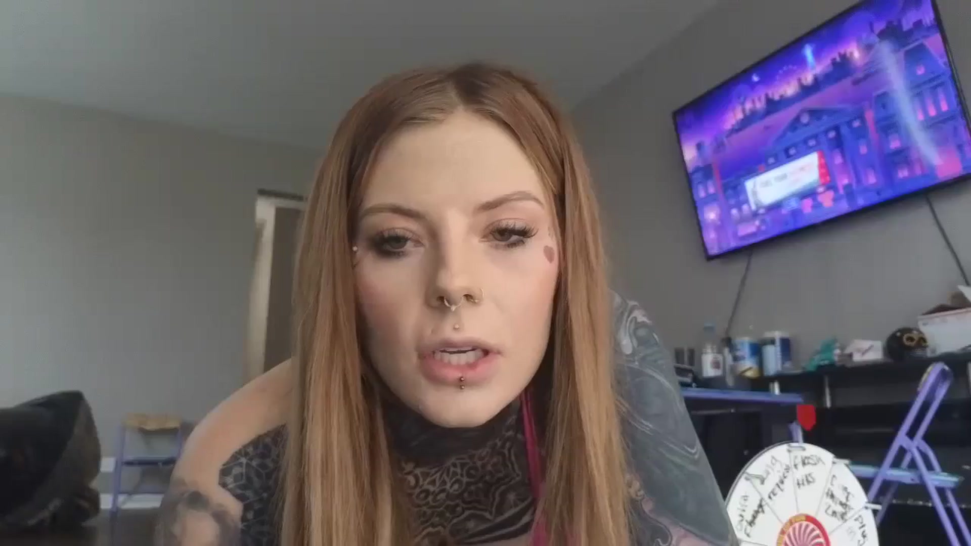 Gallery image thumbnail from Tattoedgusher's myfreecams stream on, 02/16/2024, 16:31 image 9 of 20