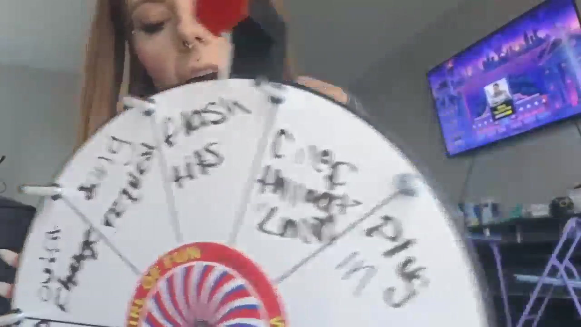 Gallery image thumbnail from Tattoedgusher's myfreecams stream on, 02/16/2024, 16:31 image 15 of 20