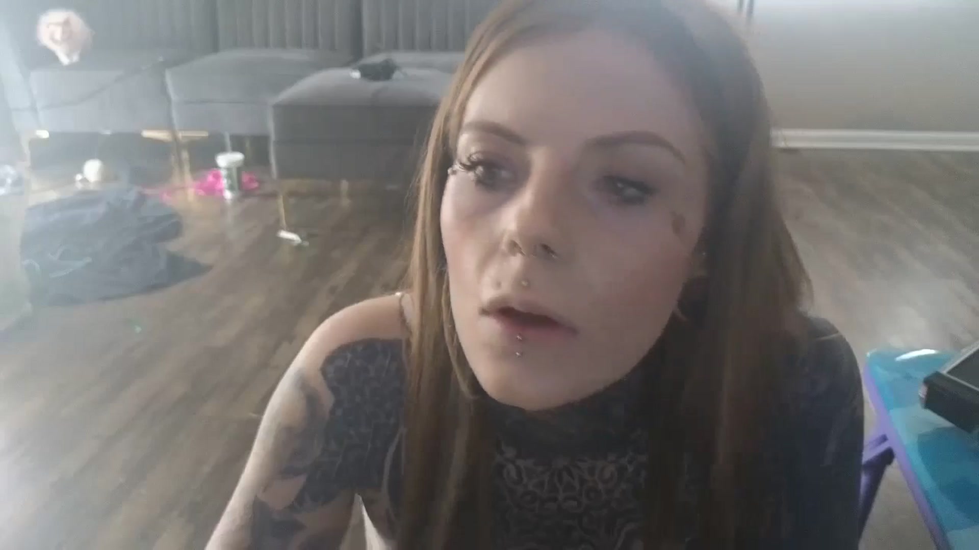Gallery image thumbnail from Tattoedgusher's myfreecams stream on, 02/16/2024, 19:42 image 12 of 20