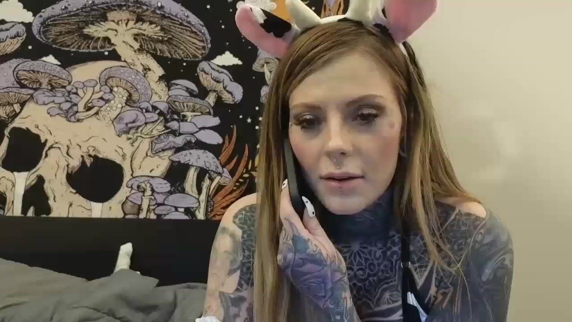 Gallery image thumbnail from Tattoedgusher's myfreecams stream on, 02/27/2024, 06:01 image 5 of 20